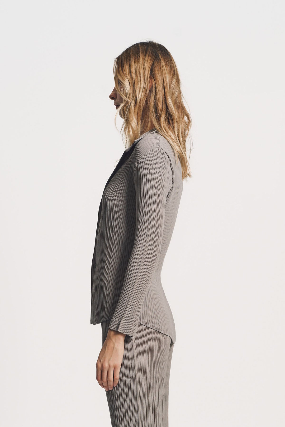 ISSEY MIYAKE | HATCHING PLEATS SHIRT