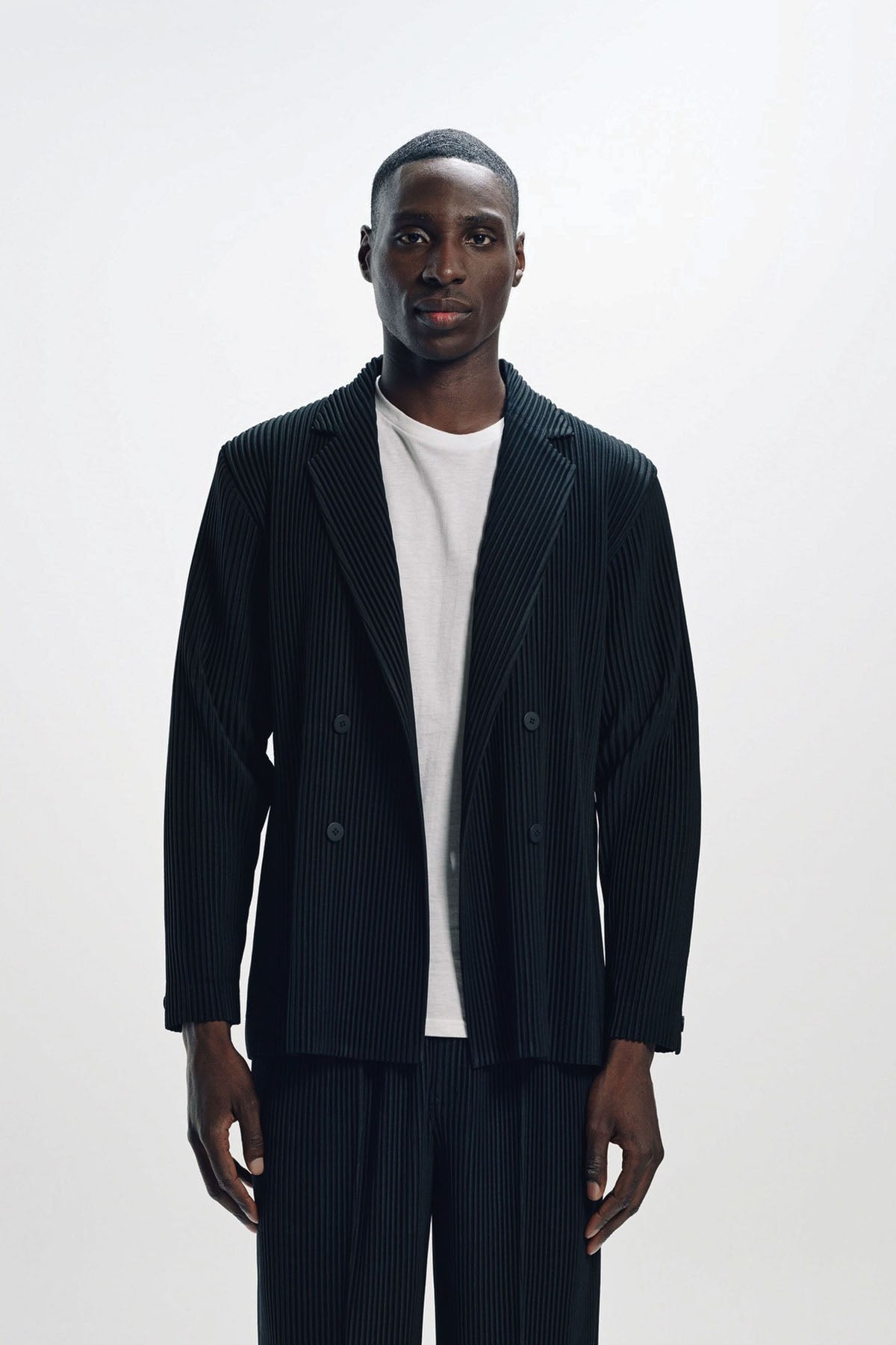 HOMME PLISSÉ ISSEY MIYAKE – Men's Pleated Clothing | Maxfield LA