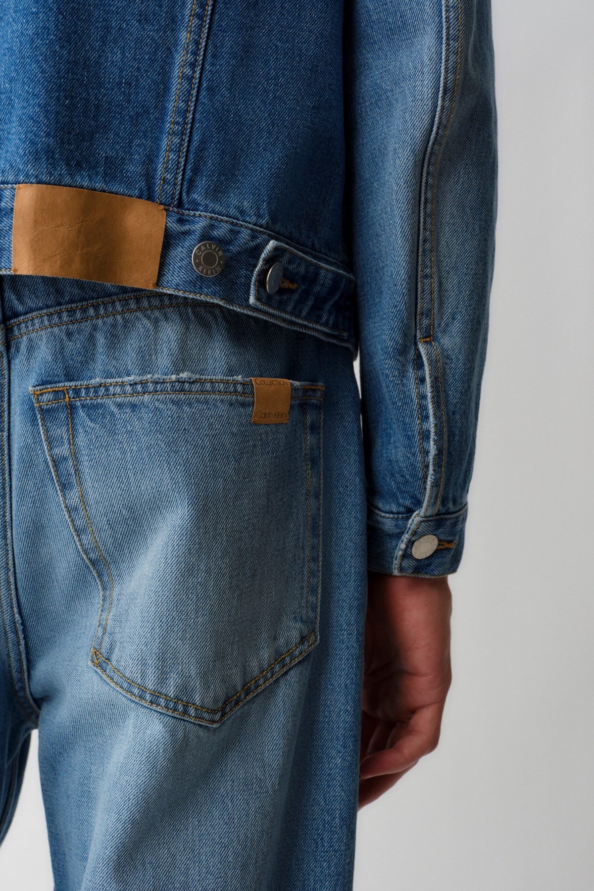 Calvin Klein | 05 Low Rise Wide Leg Jeans