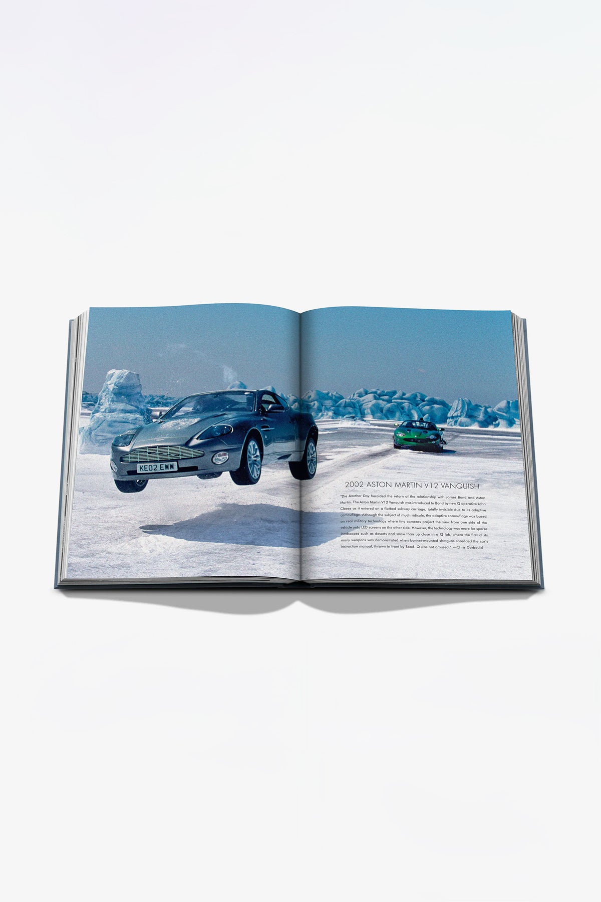 ASSOULINE | JAMES BOND CARS