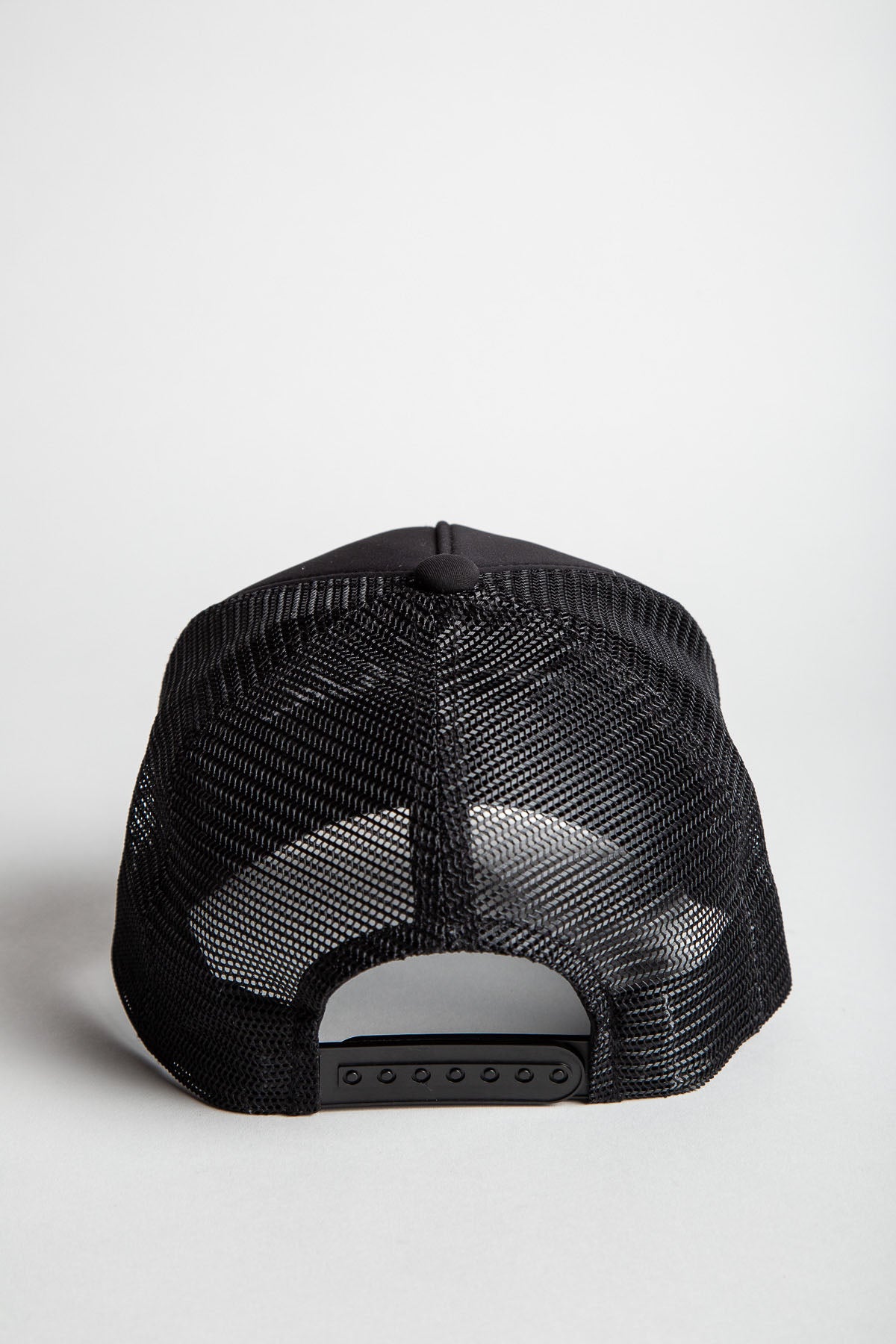 MAXFIELD PRIVATE COLLECTION | MAXFIELD LOGO TRUCKER HAT