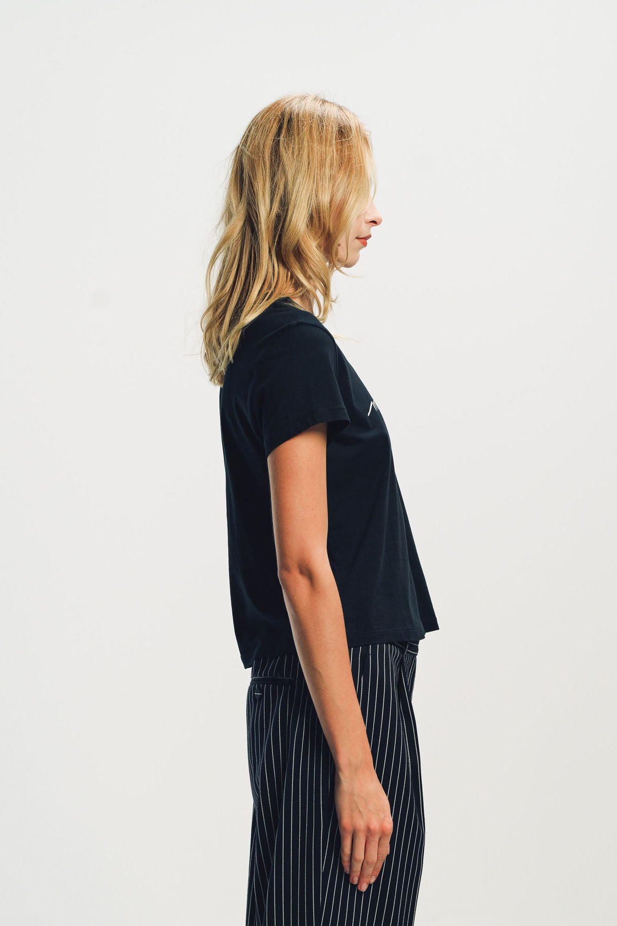 MAXFIELD PRIVATE COLLECTION | WOMEN'S MAXFIELD SHORT SLEEVE TEE