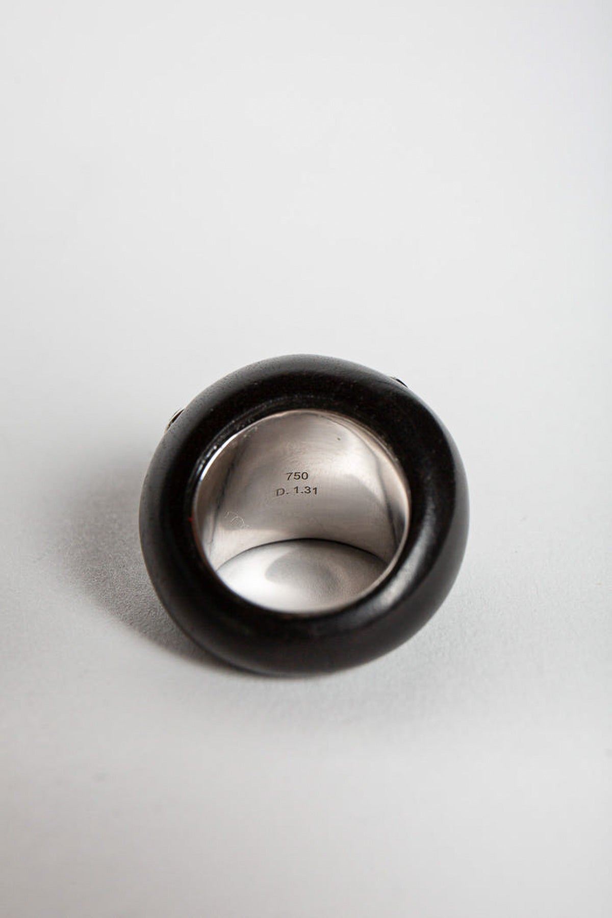 MAXFIELD PRIVATE COLLECTION | VINTAGE EBONY RING