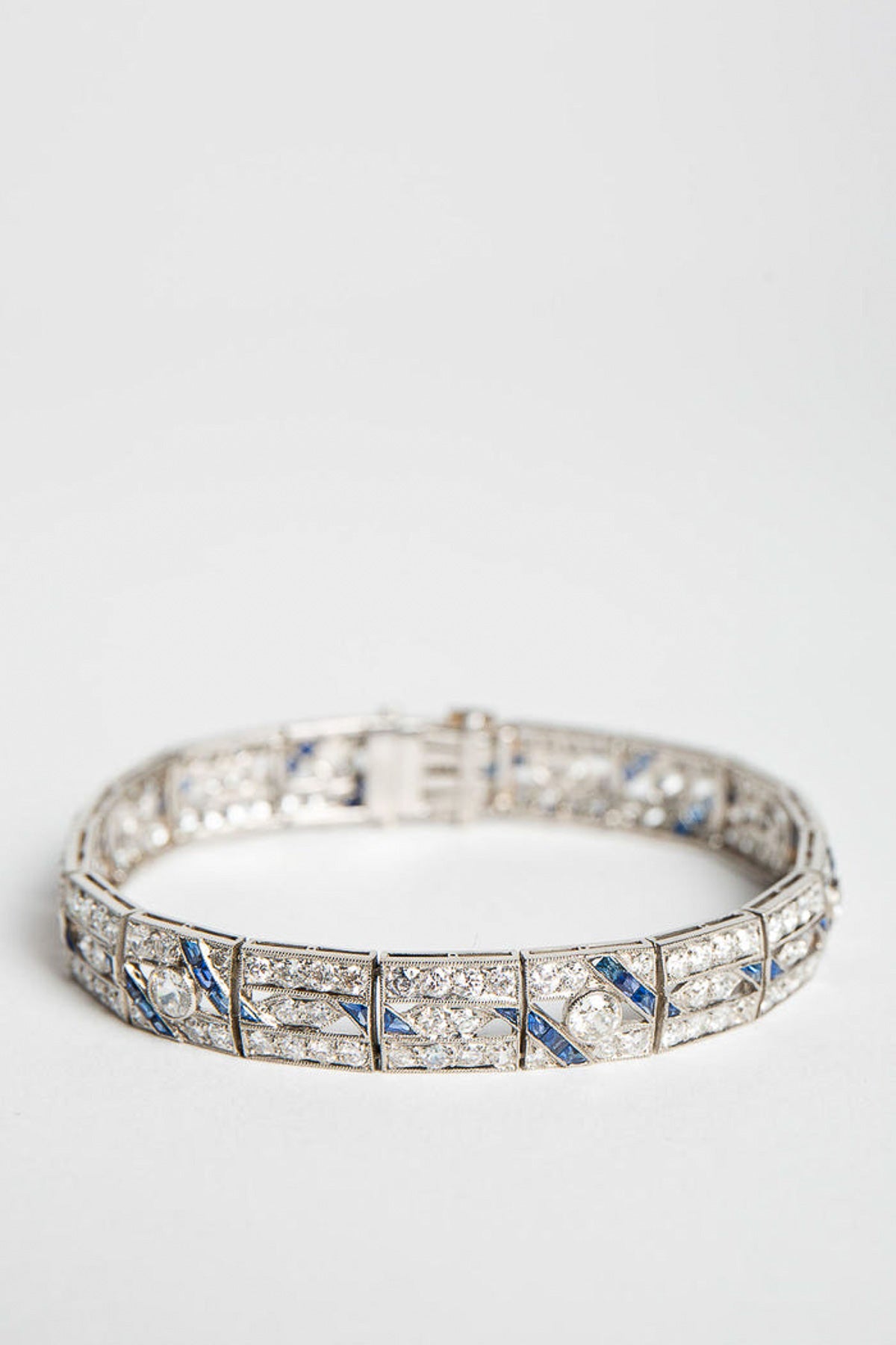 MAXFIELD PRIVATE COLLECTION | 1930'S SAPPHIRE & DIAMOND BRACELET