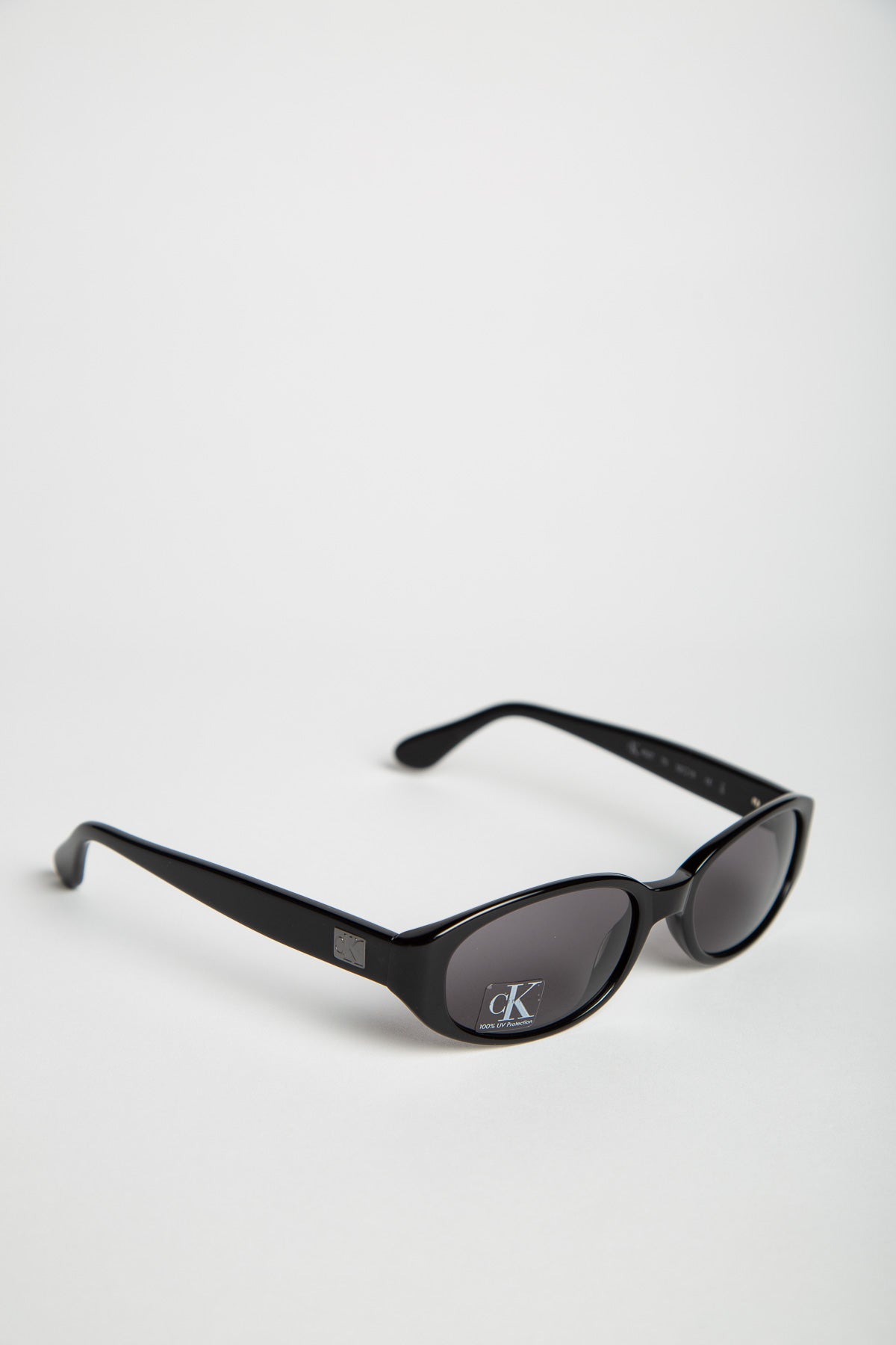 MAXFIELD VINTAGE | Y2K CALVIN KLEIN 4027 SUNGLASSES