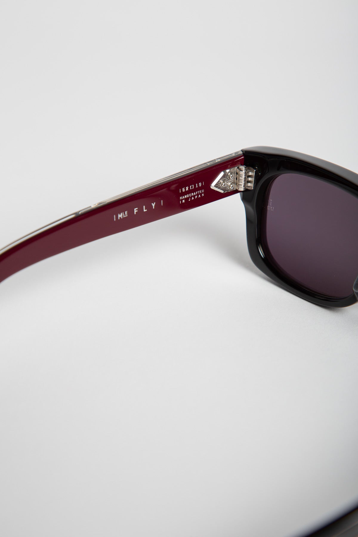 JACQUES MARIE MAGE | JEFF GOLDBLUM: FLY SUNGLASSES IN BLOODSTONE