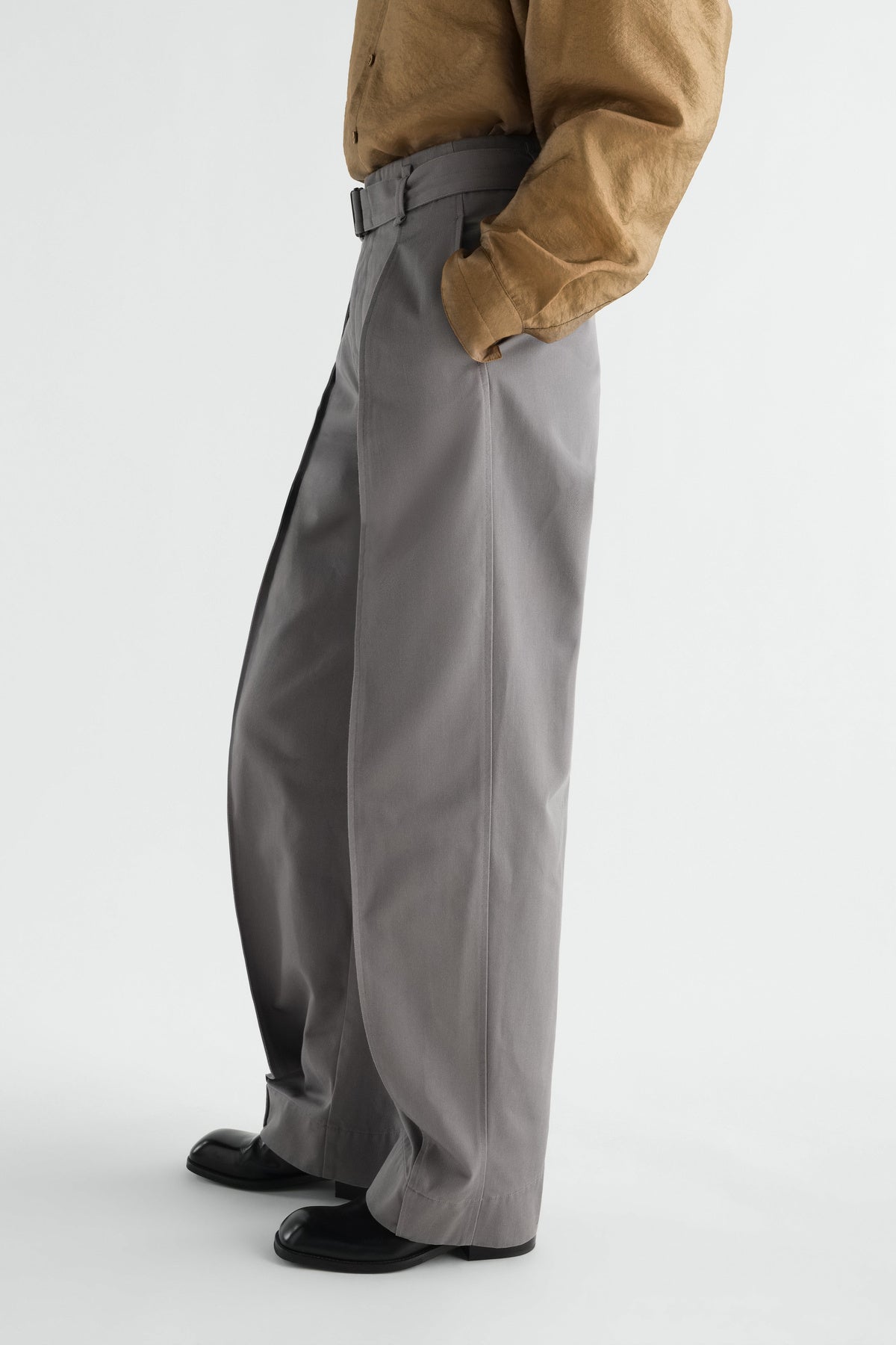 Lemaire | Curved Pants in Cotton Twill Blend
