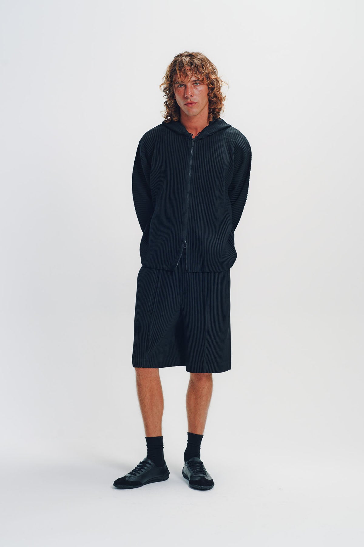 HOMME PLISSÉ ISSEY MIYAKE | Zip Hoodie