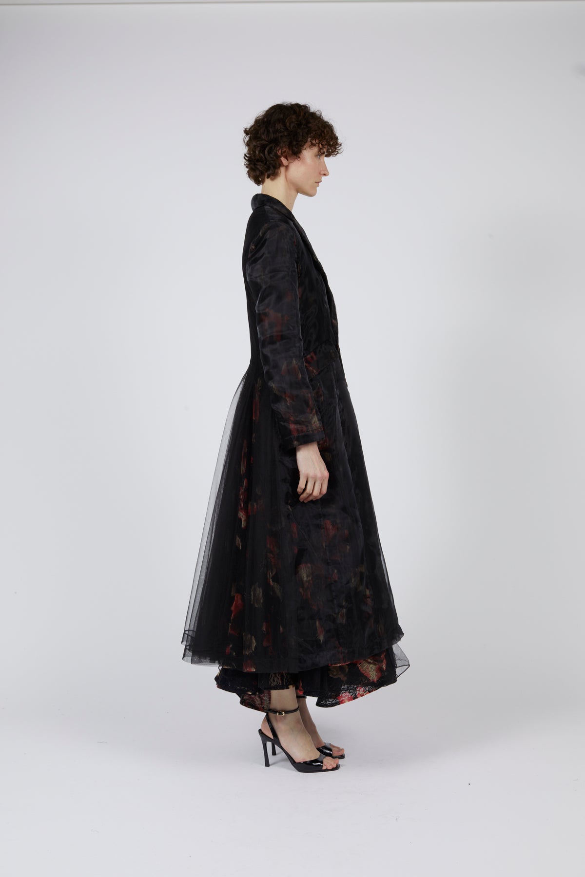 QUETSCHE | Layered Lace Coat
