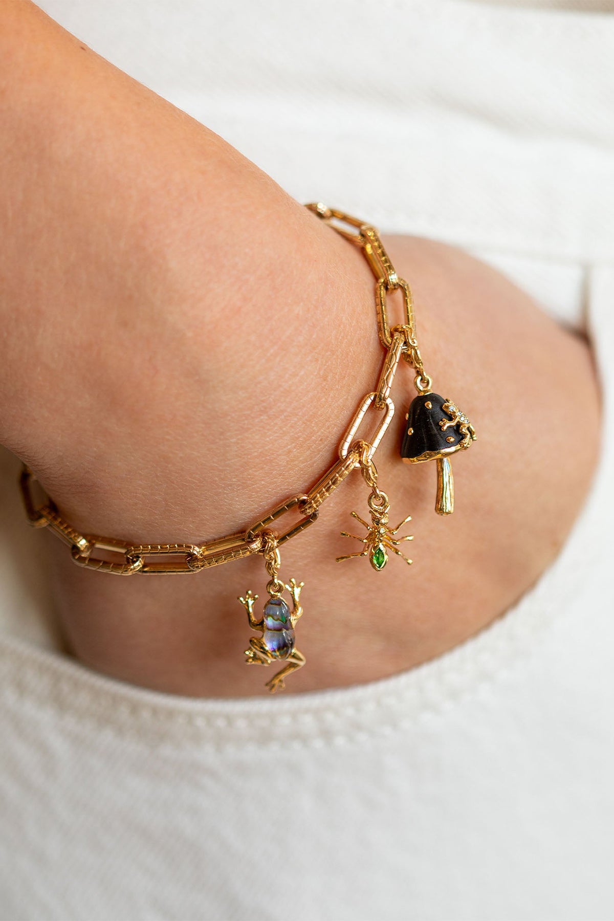 Bibi van der Velden | Frog Charm