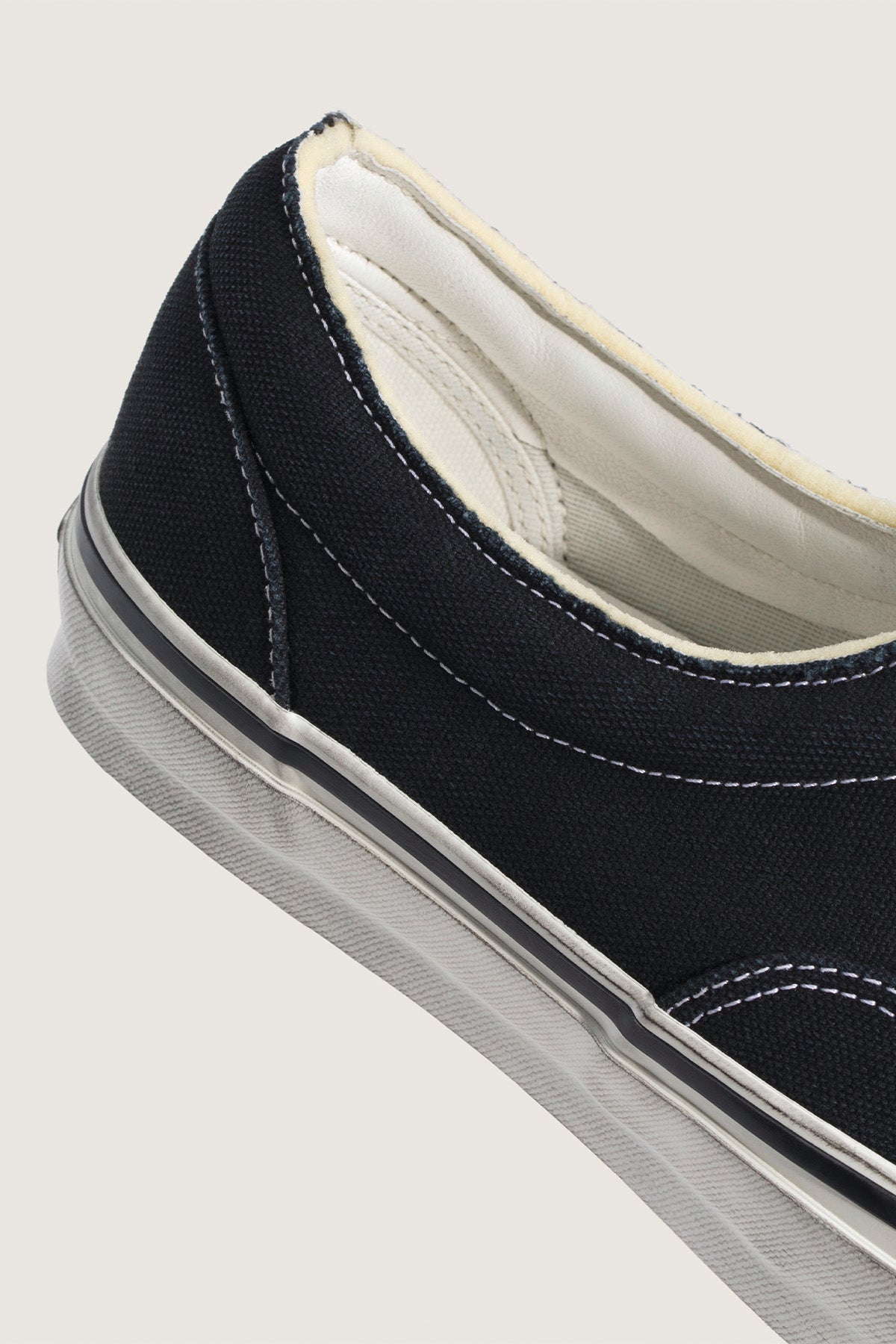 OTW BY VANS | Era 95 DST in Relic Black