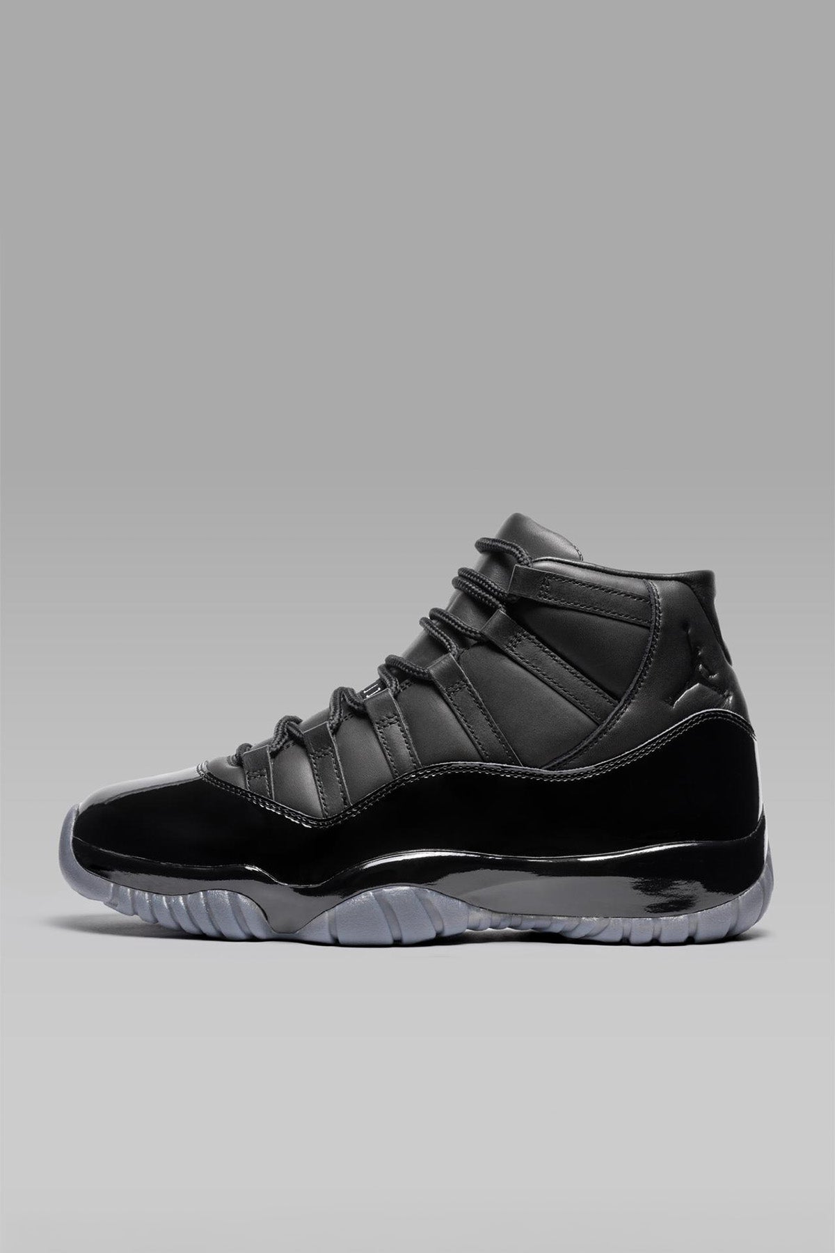 COMME des GARÇONS HOMME PLUS | Black Air Jordan 11 CDG SP