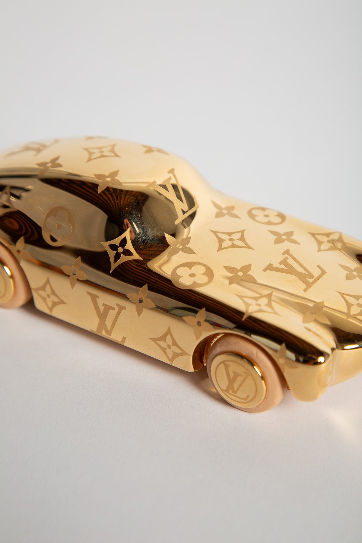 Louis Vuitton | Voguez, Volez, Voyagez Car Paperweight