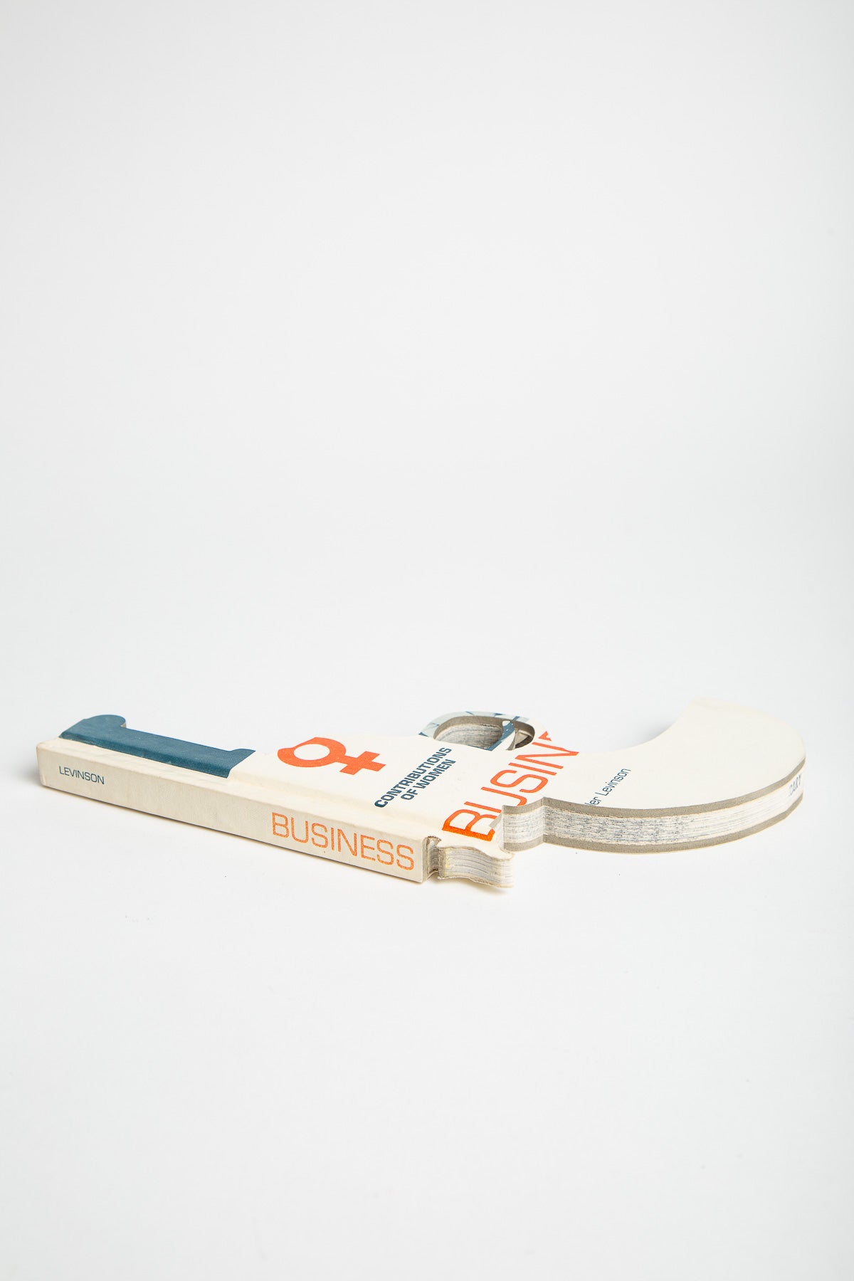 Robert The | Business Carved Bookgun