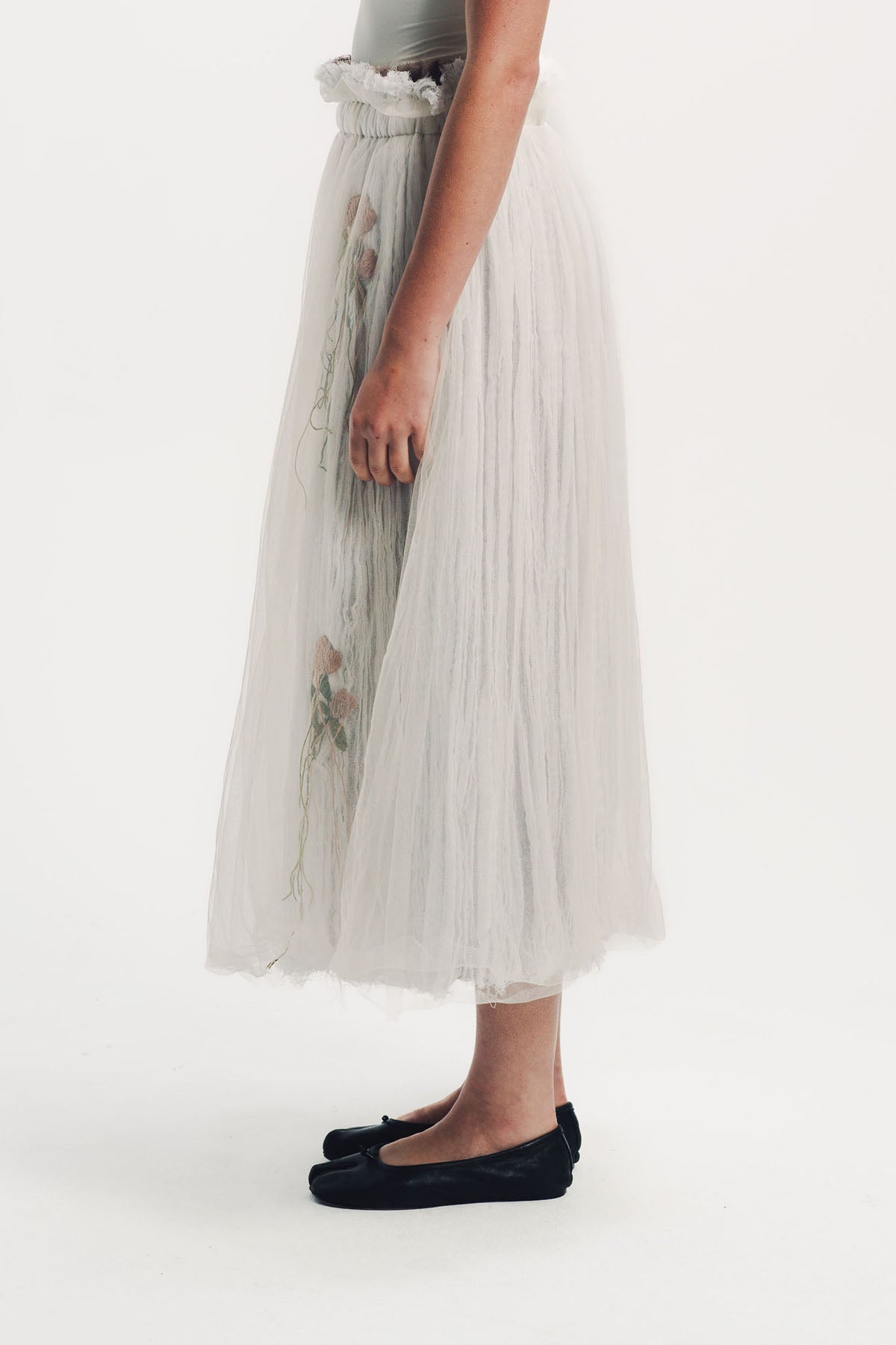 Caroline Hu | Flower Embroidered Pleated Skirt