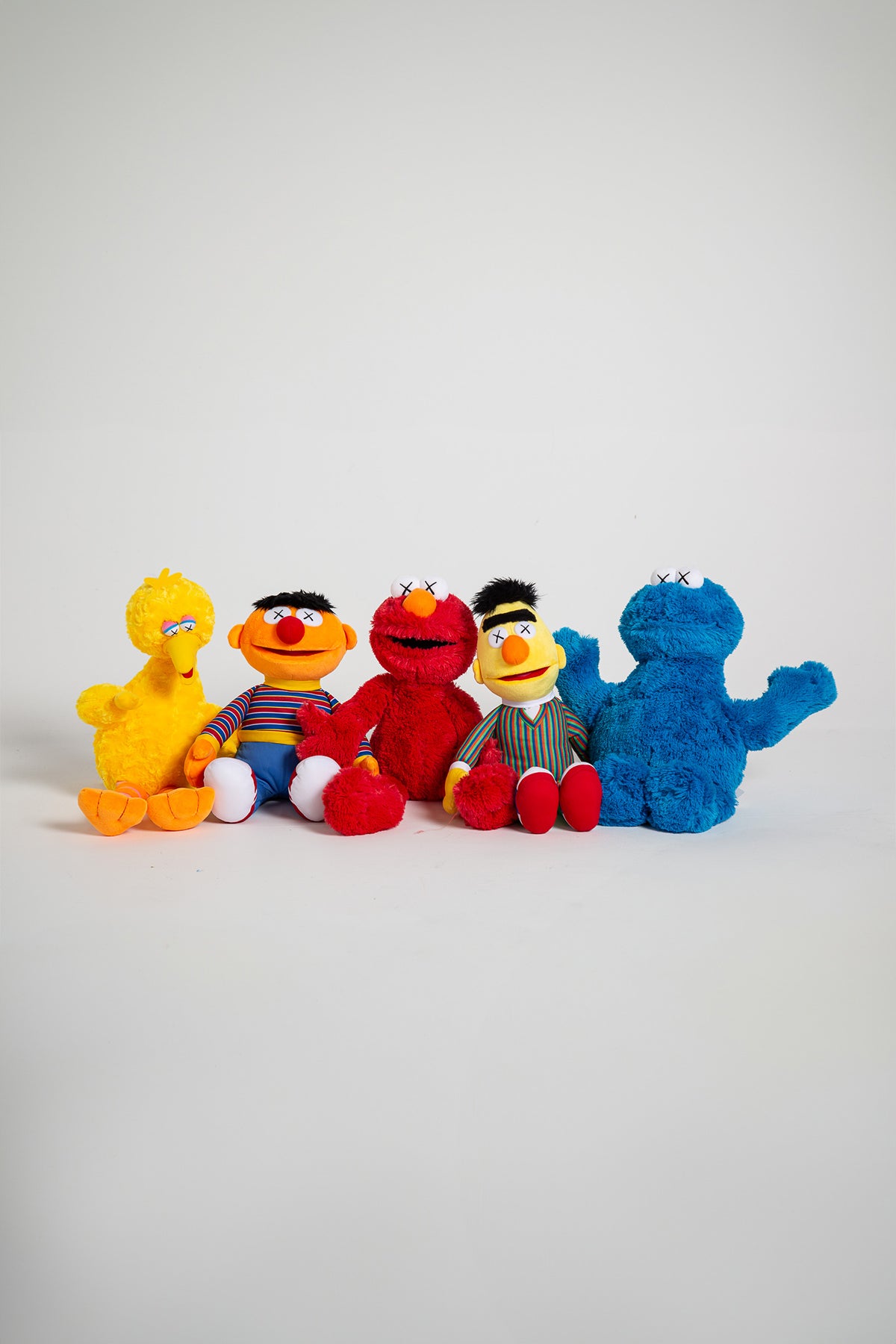 箱付き！KAWS x Sesame Street ぬいぐるみ 5体セット KAWS X SESAME STREET | SET OF 5 SESAME STREET PLUSH TOYS, 2018