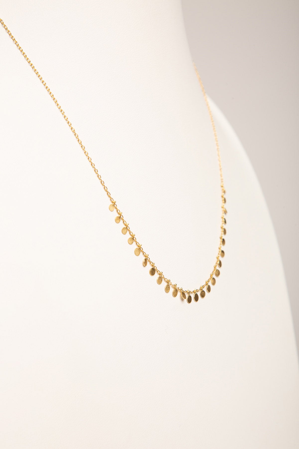 SIA TAYLOR | MEDIUM DOTS GOLD NECKLACE