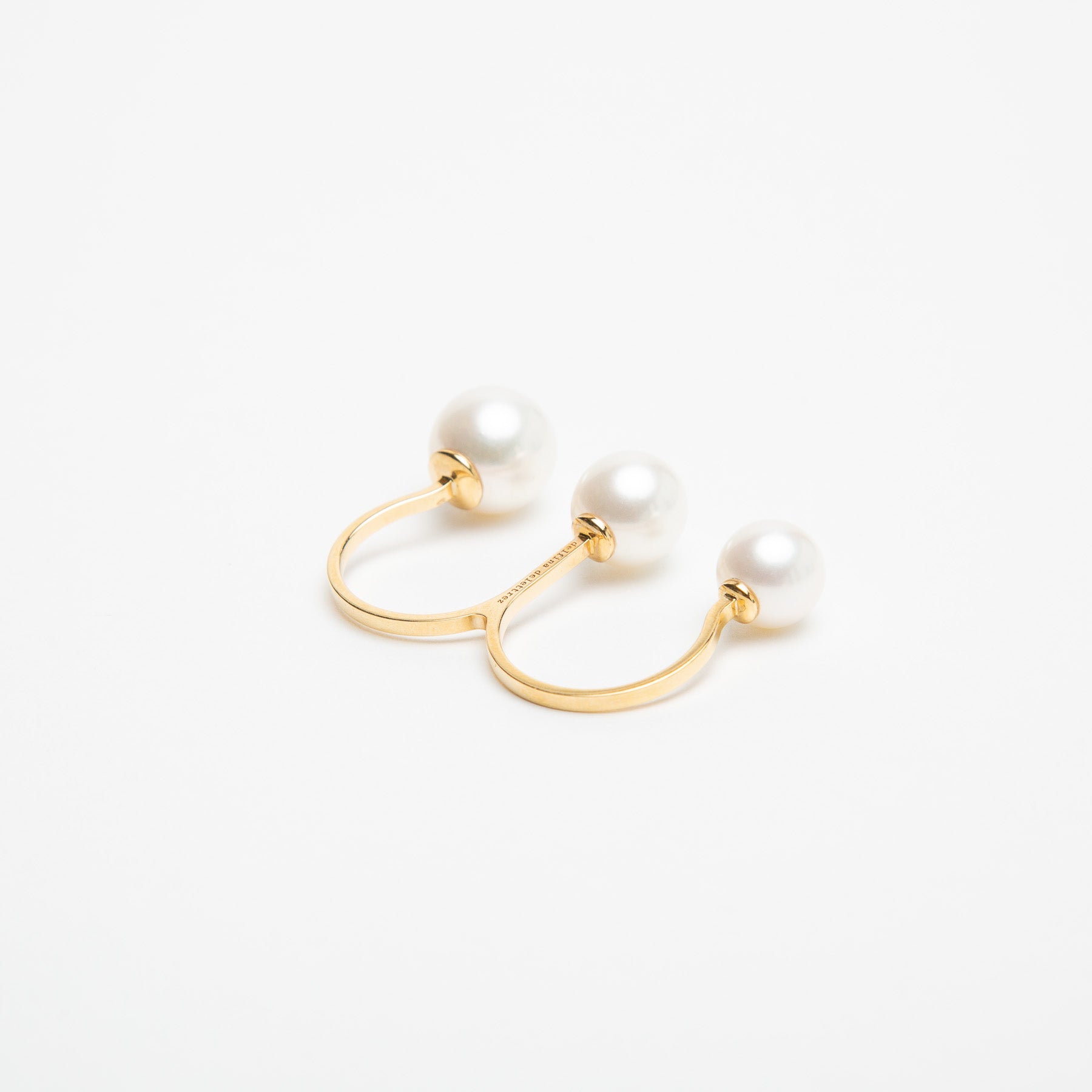 DELFINA DELETTREZ | TRIPLE PEARL RING - MAXFIELD LA