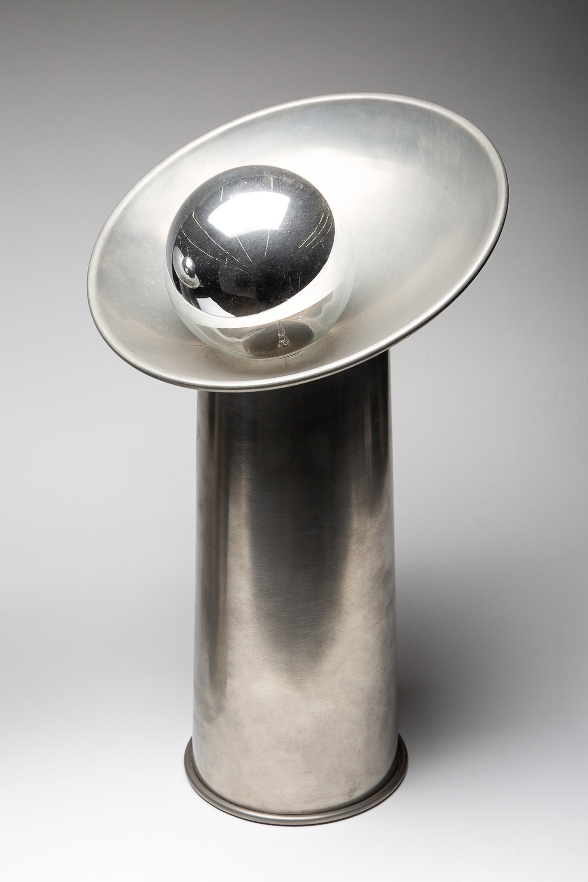 MAXFIELD PRIVATE COLLECTION | 1940’S MODERNIST LAMP
