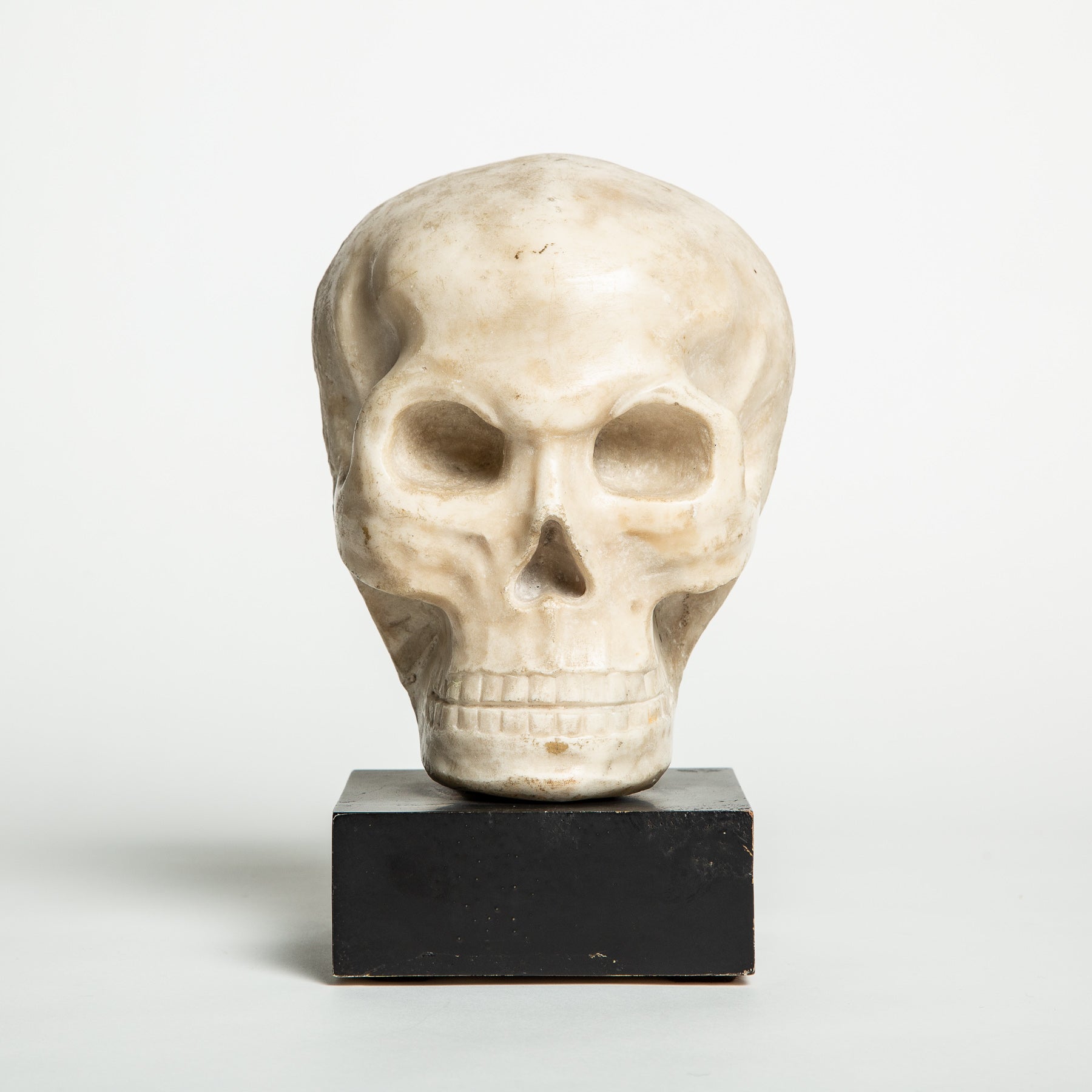 MAXFIELD PRIVATE COLLECTION | 19TH CENTURY MARBLE SKULL
