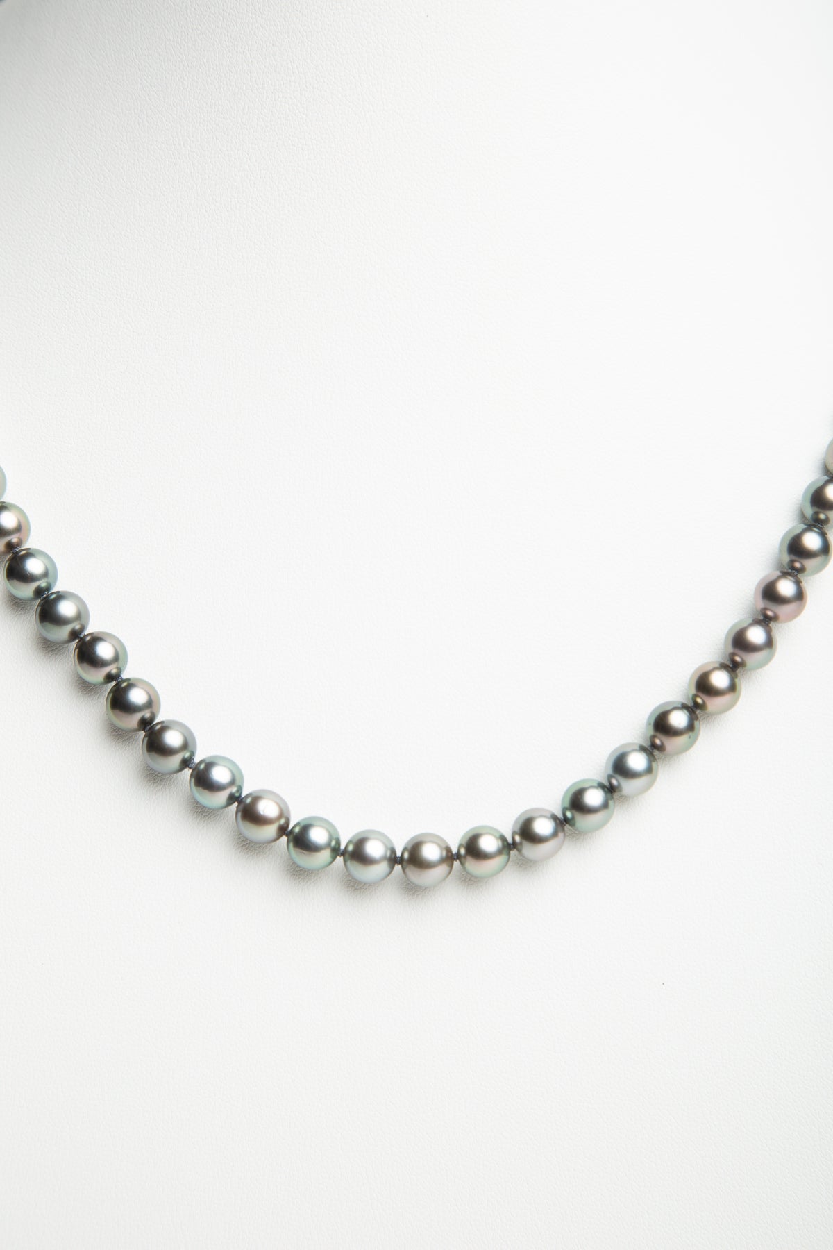 MAXFIELD PRIVATE COLLECTION | PEARL NECKLACE