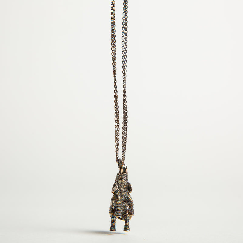 BIBI VAN DER VELDEN | MULTI STONE ELEPHANT PENDANT