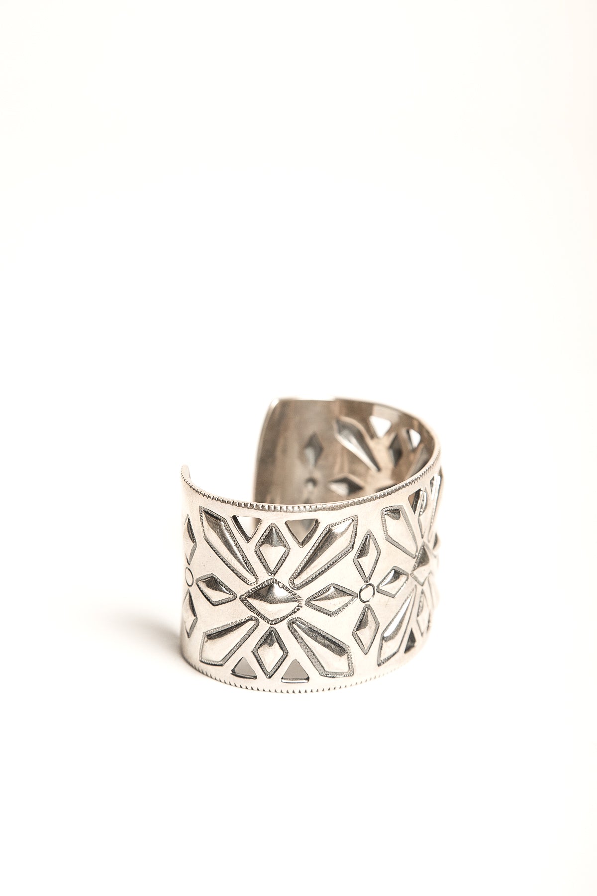 CODY SANDERSON | BUTTERFLY CUFF