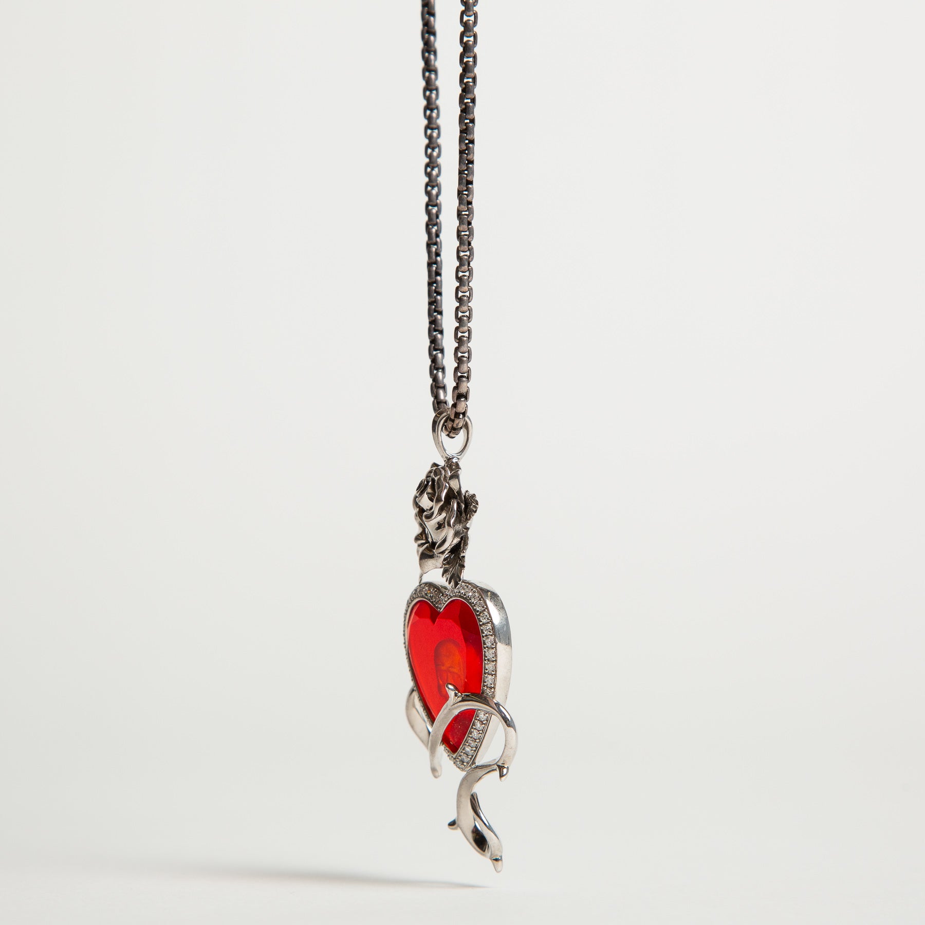 STEPHEN WEBSTER | GARNET DIAMOND HEART PENDANT - MAXFIELD LA