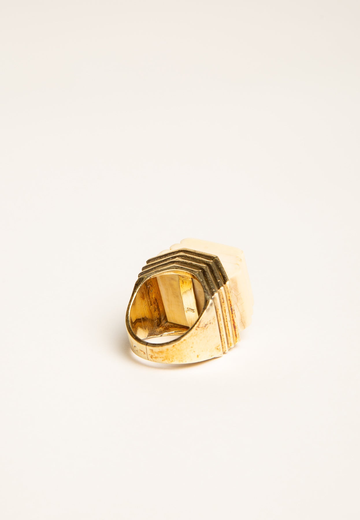 MAXFIELD PRIVATE COLLECTION | 1970'S ARTICULATED BONE RING