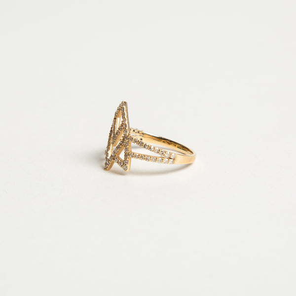 JADE JAGGER | CHEVRON SHIELD DIAMOND RING