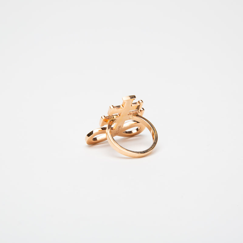 SARAH JANE WILDE | BLACK STAR UPSIDE DOWN CROSS RING