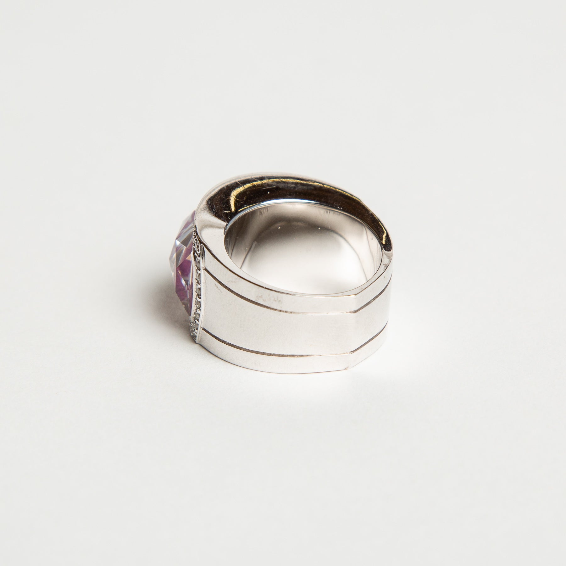 STEPHEN WEBSTER | AGATE DIAMOND HAZE RING - MAXFIELD LA