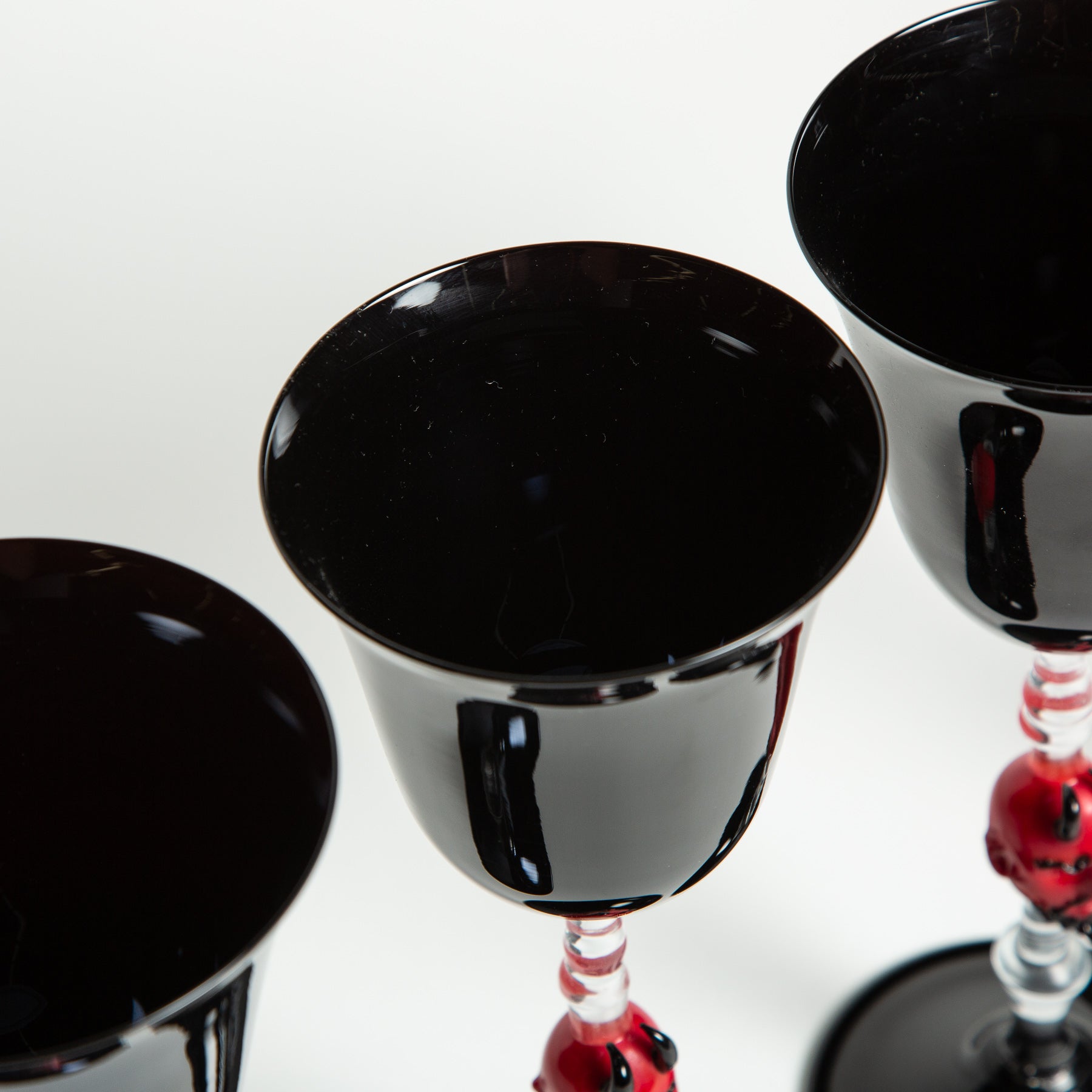 MAXFIELD PRIVATE COLLECTION | SET 4 DEVIL WINE GLASSES