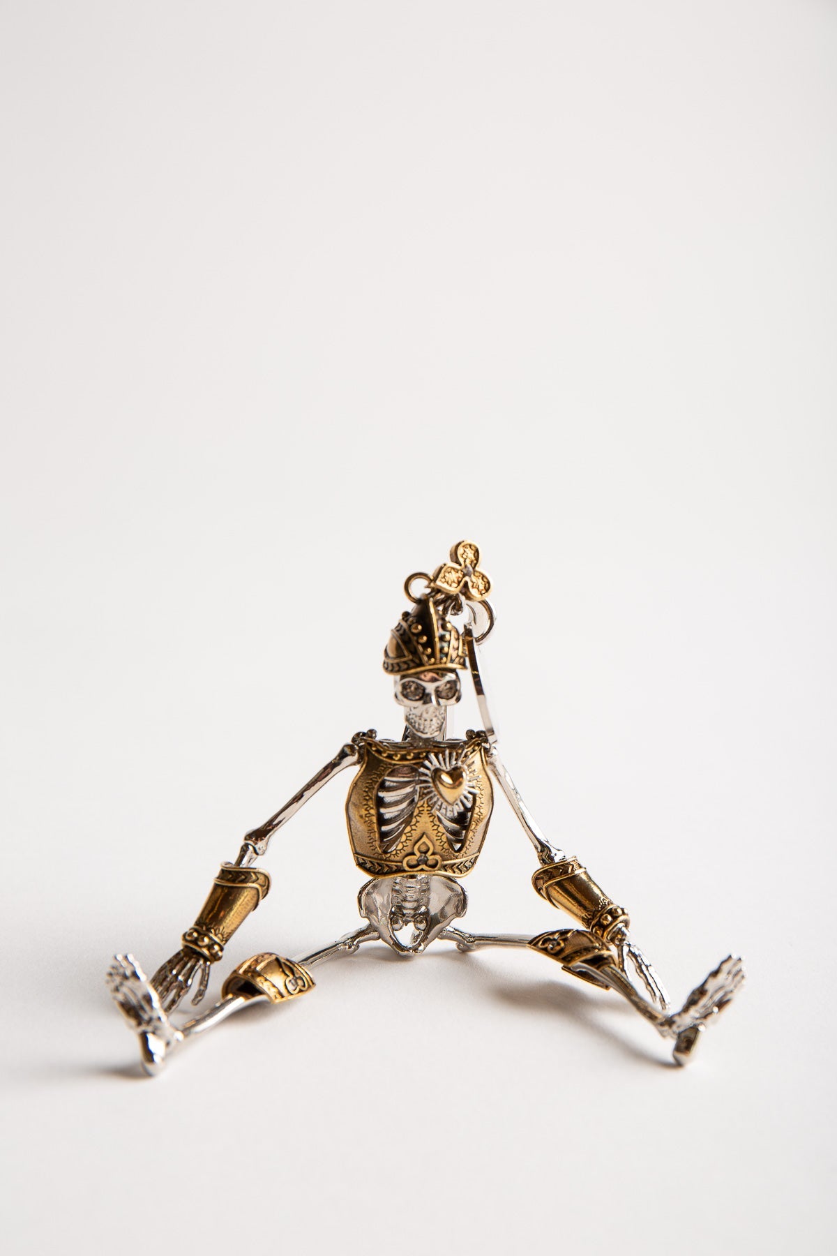 ALEXANDER MCQUEEN | GOLD SKELETON ARMOUR KEYRING