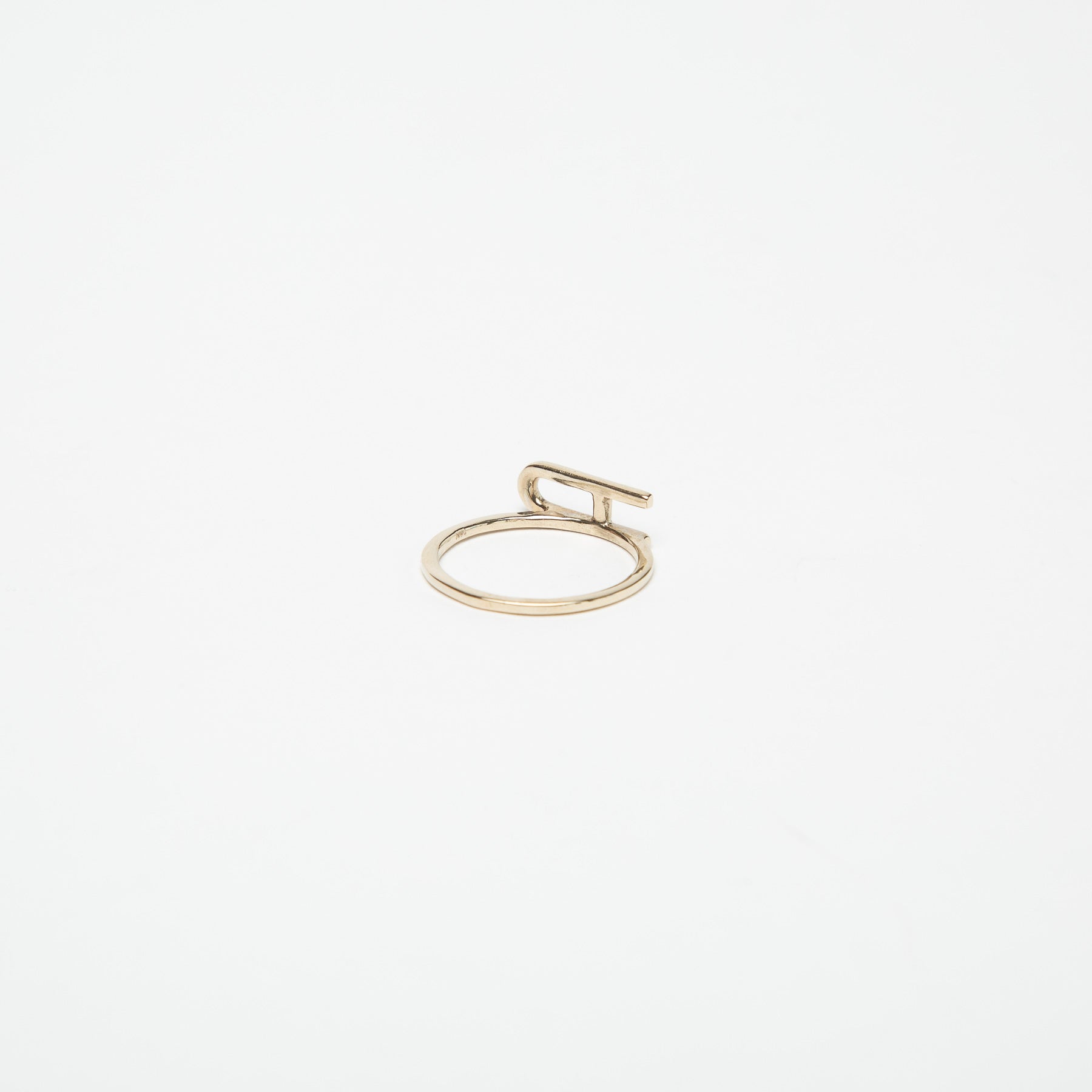 KWIT | 14K GOLD LETTER A RING - MAXFIELD LA