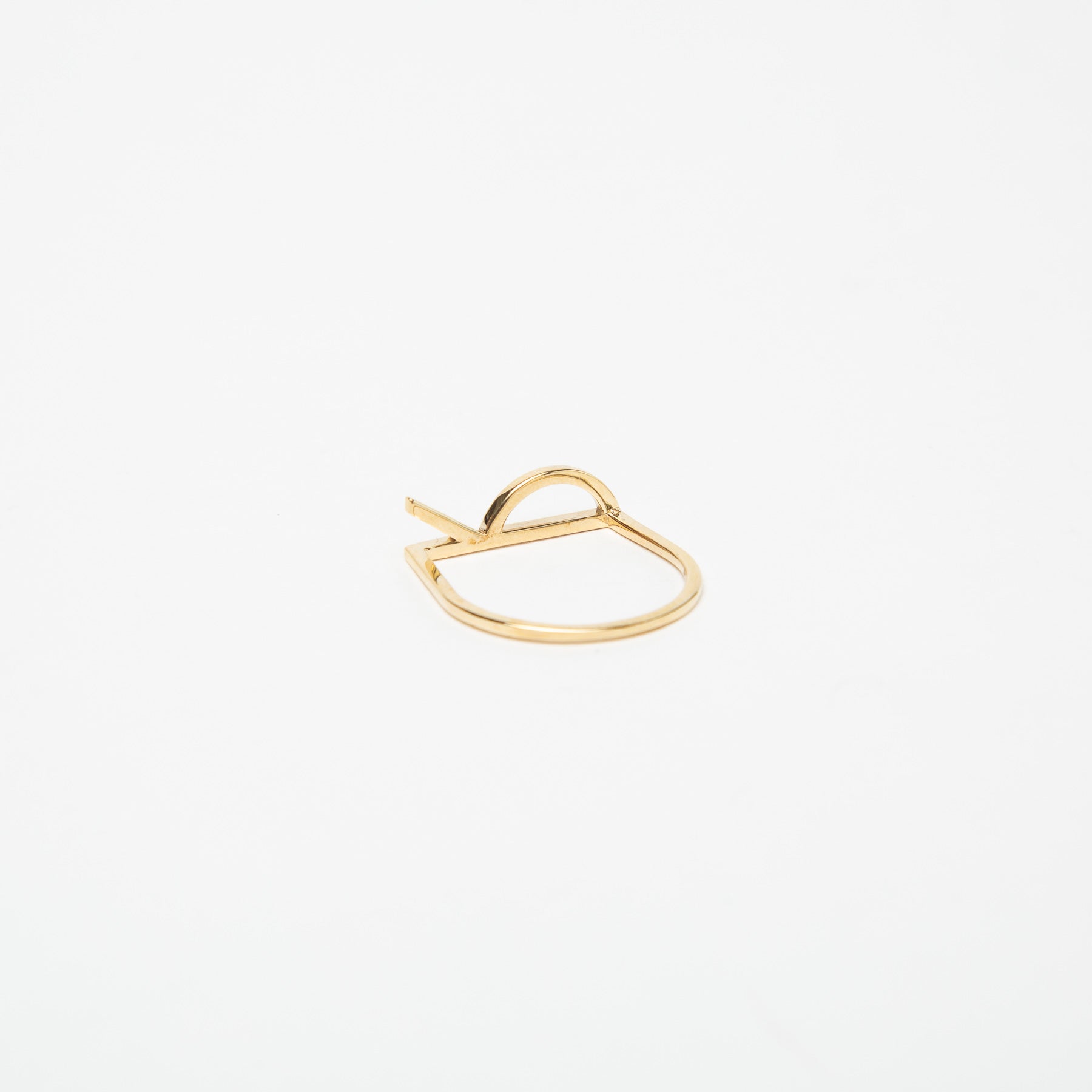 KWIT | 14K YELLOW GOLD LETTER R RING