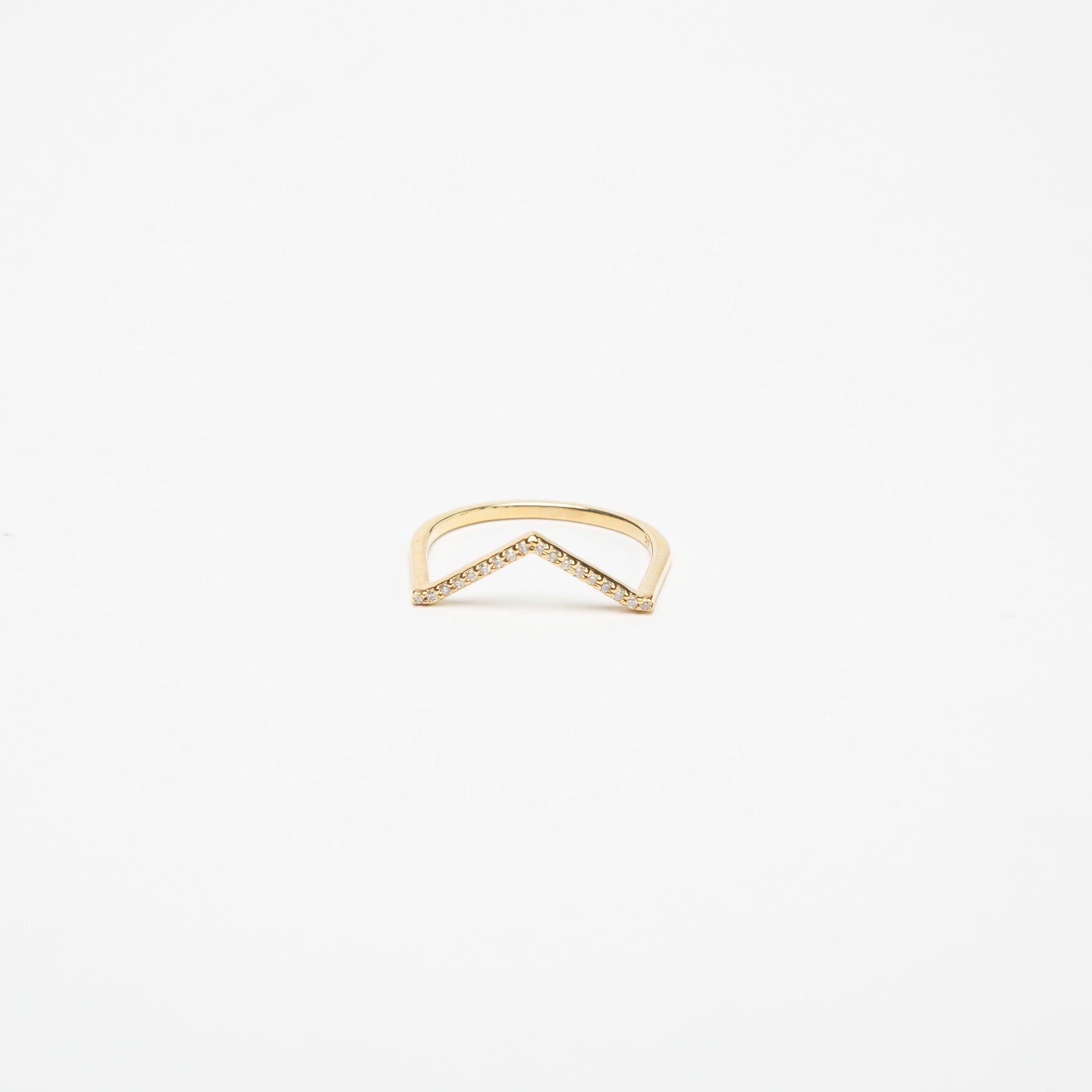 KWIT | LETTER V DIAMOND RING - MAXFIELD LA