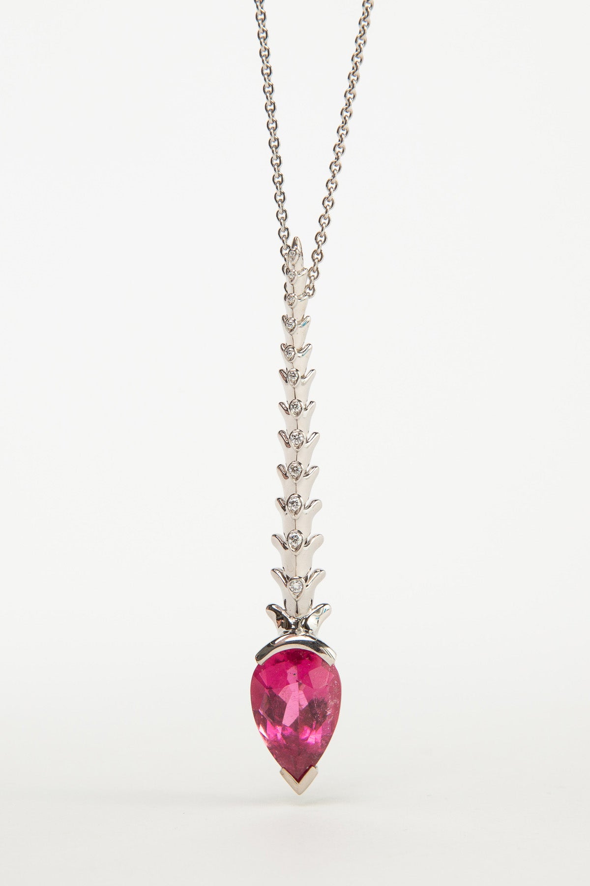 SHAUN LEANE | RUBELITE SPINE DIAMOND NECKLACE