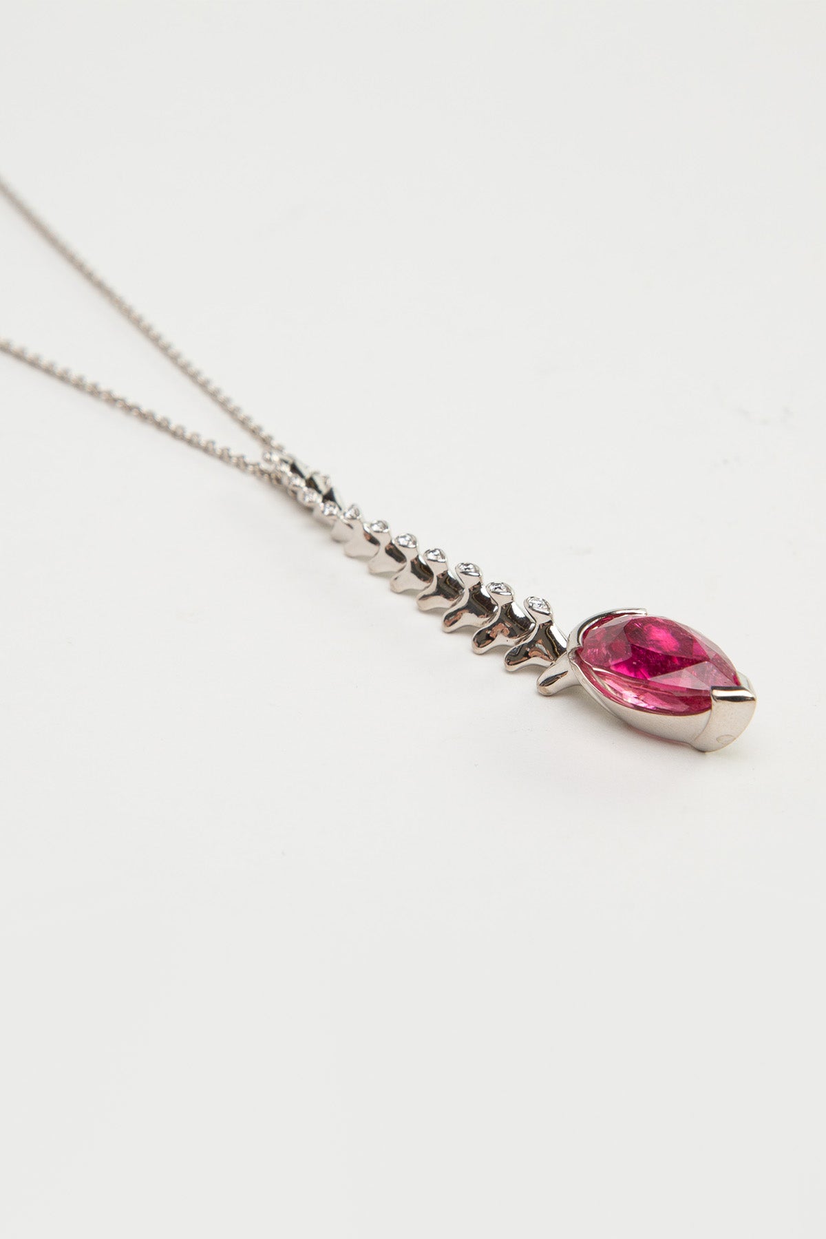 SHAUN LEANE | RUBELITE SPINE DIAMOND NECKLACE