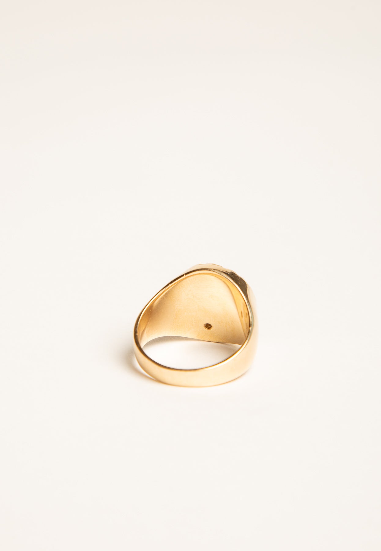 TIFFANY & CO. | 50'S JULIUS CAESAR SIGNET RING - MAXFIELD LA