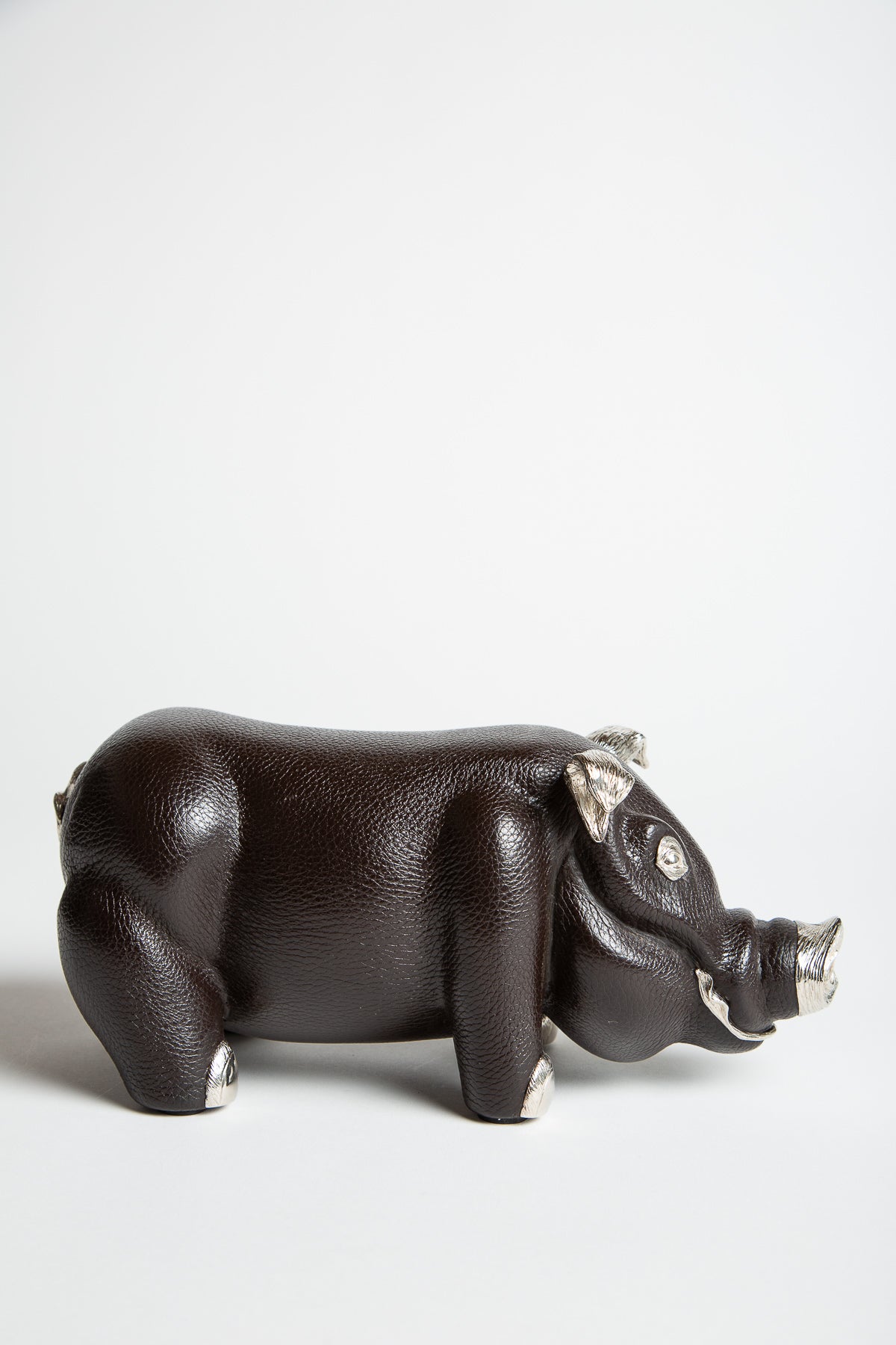 LOTUS ARTS DE VIVRE | LEATHER DESKTOP PIG