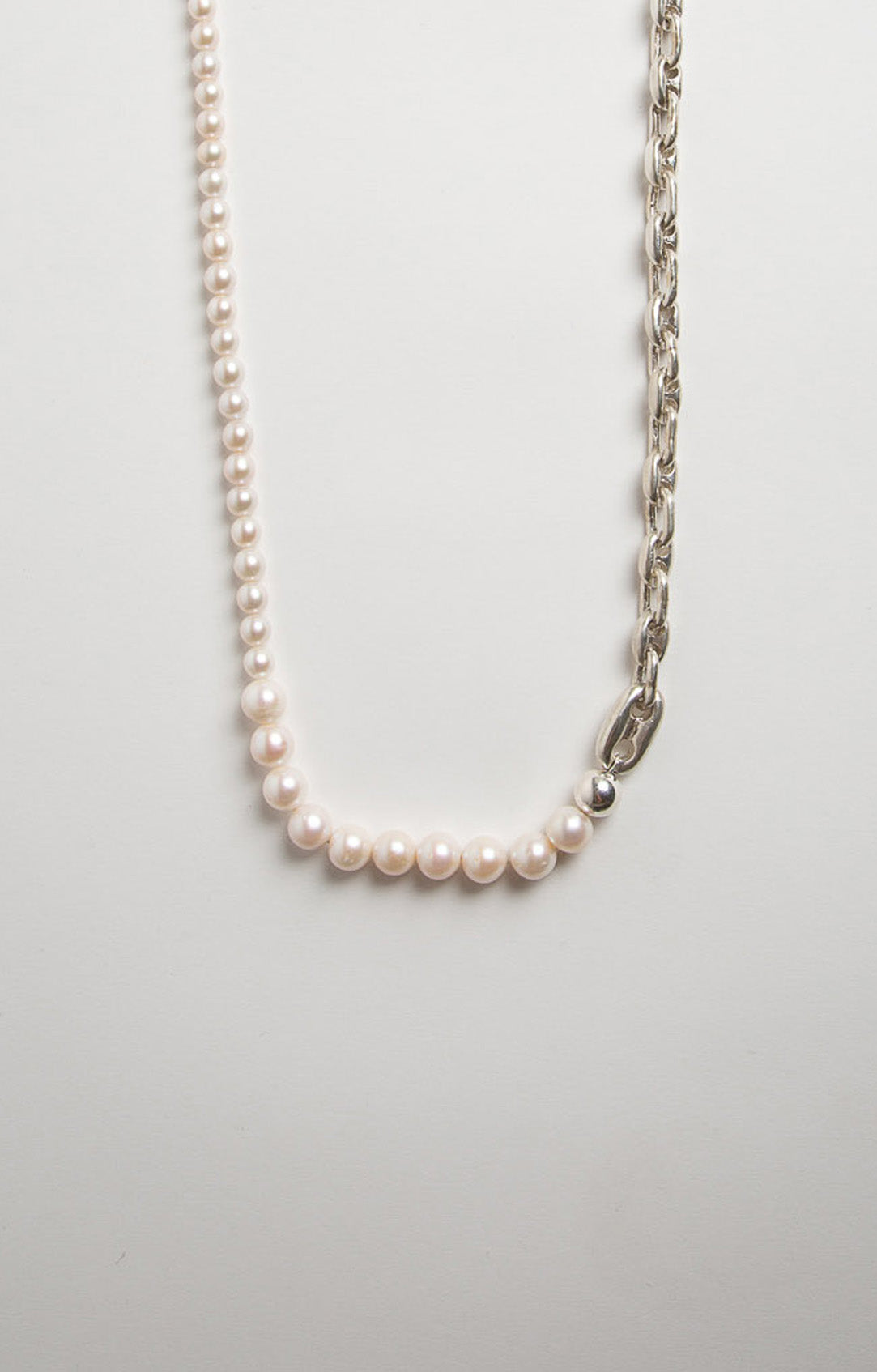 TRIN-KET | XL HALF PEARL/HALF CHAIN NECKLACE