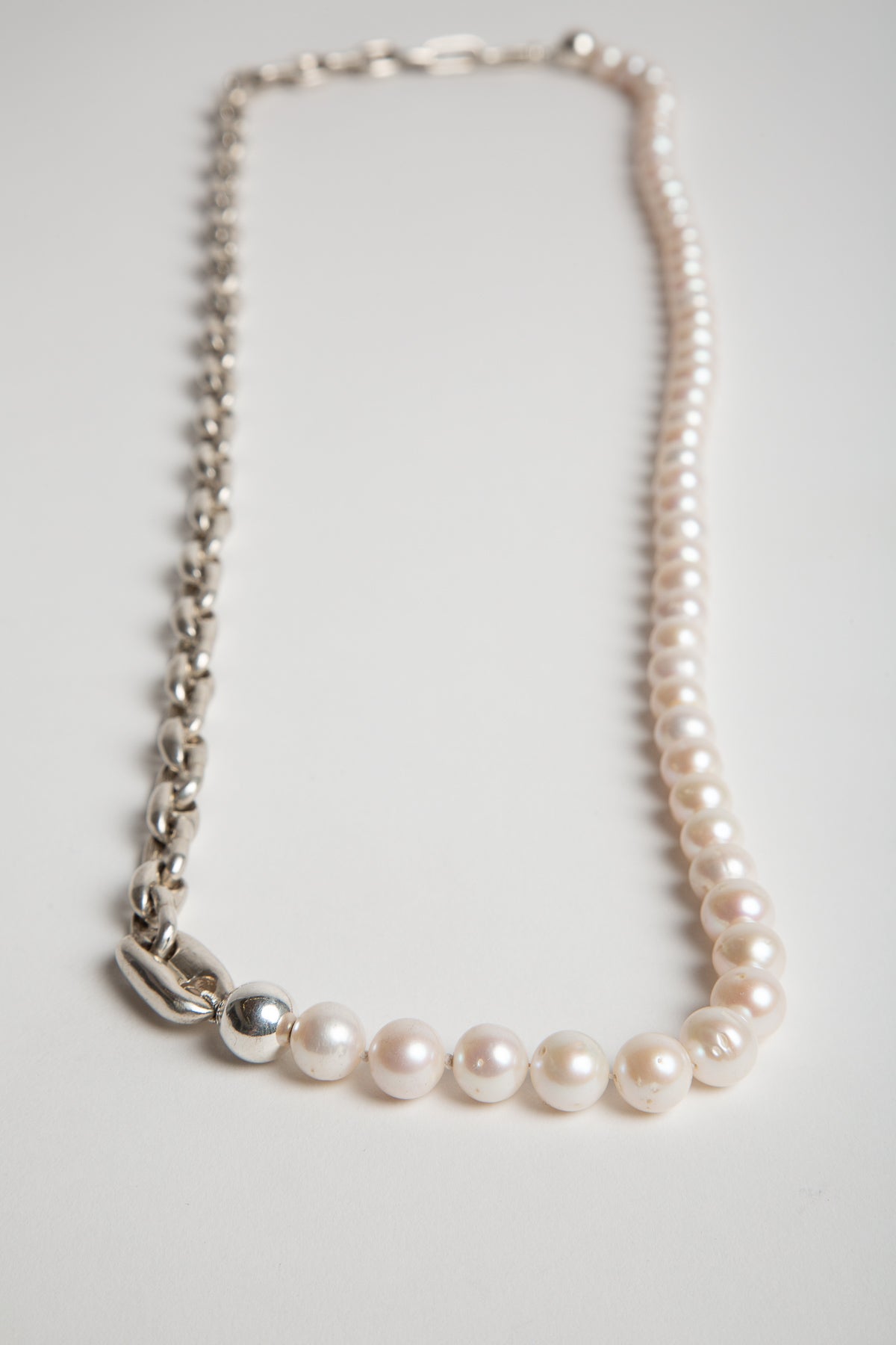 TRIN-KET | XL HALF PEARL/HALF CHAIN NECKLACE