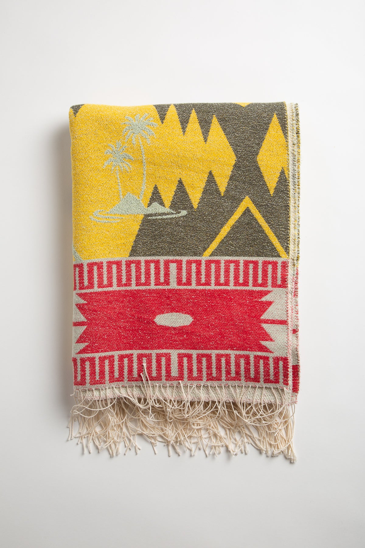 ALANUI | RIDING THE WAVES TOWEL - MAXFIELD LA