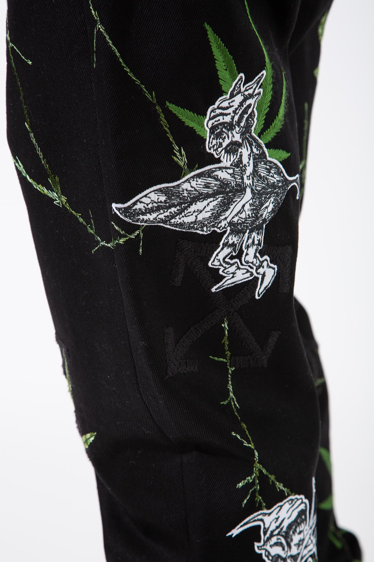 OFF-WHITE | WEED SKATE FIT JEANS - MAXFIELD LA