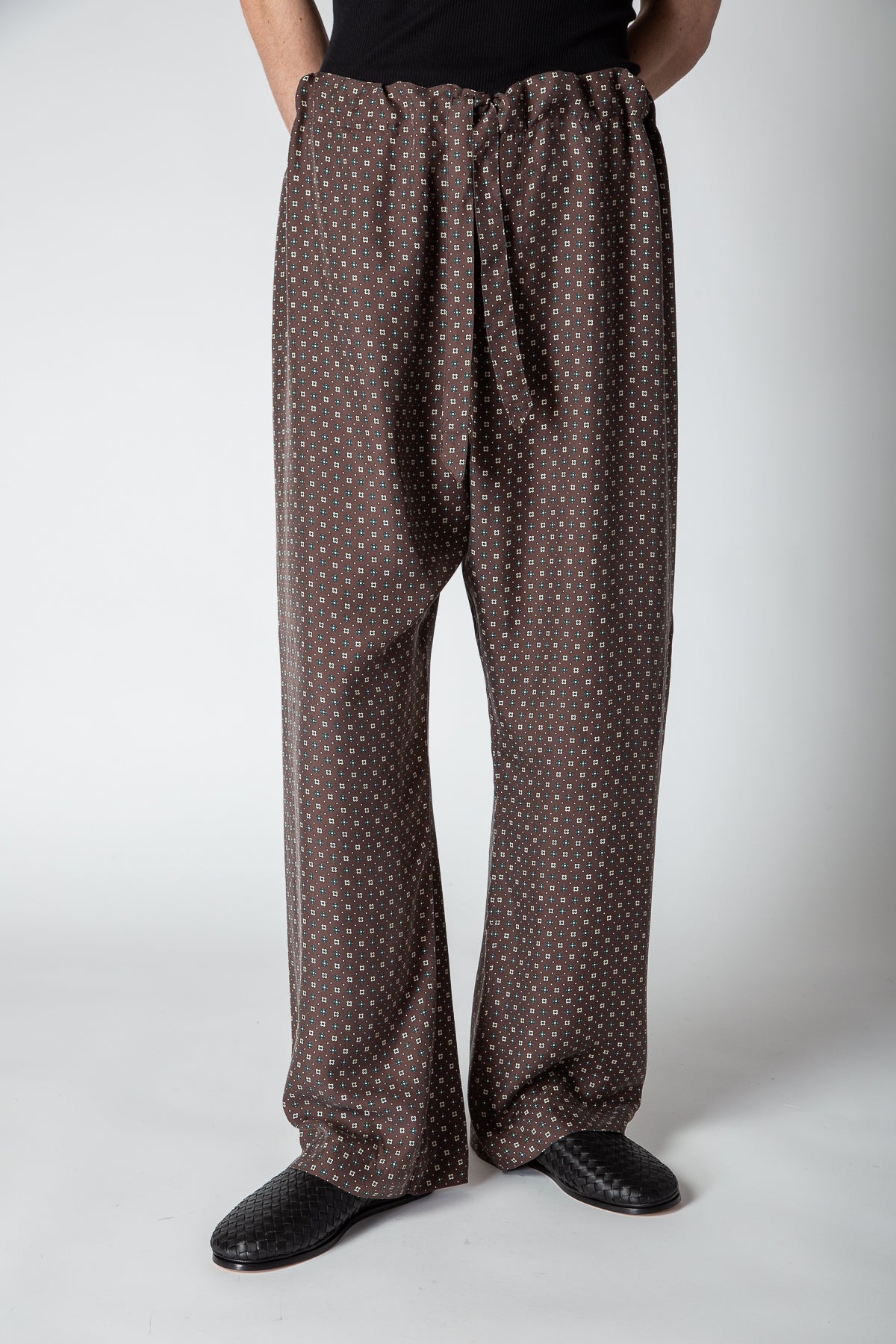 MAISON MARGIELA | PRINTED SILK SATIN PANTS