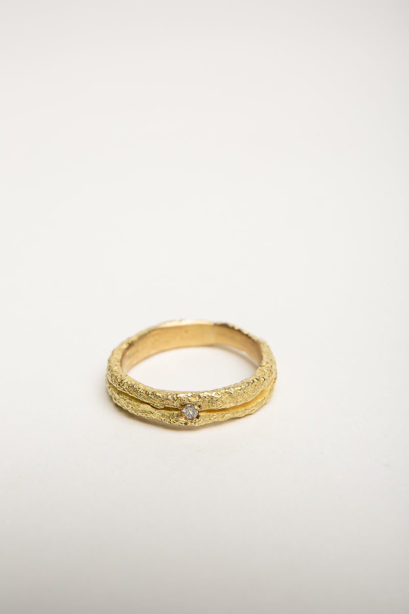 BOAZ KASHI | 18K GOLD DOUBLE BAND DIAMOND RING
