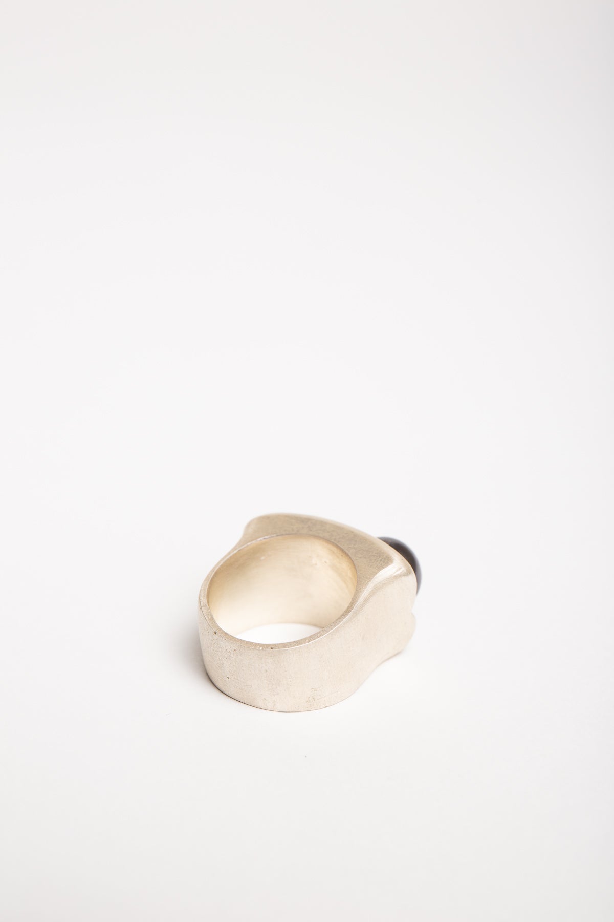 TRIN-KET | STERLING SILVER FRESH WATER PEARL RING