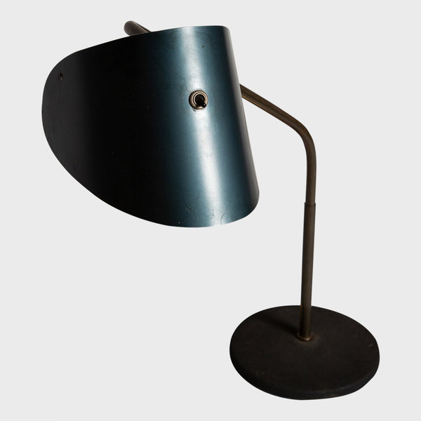 black curved metal desk lamp